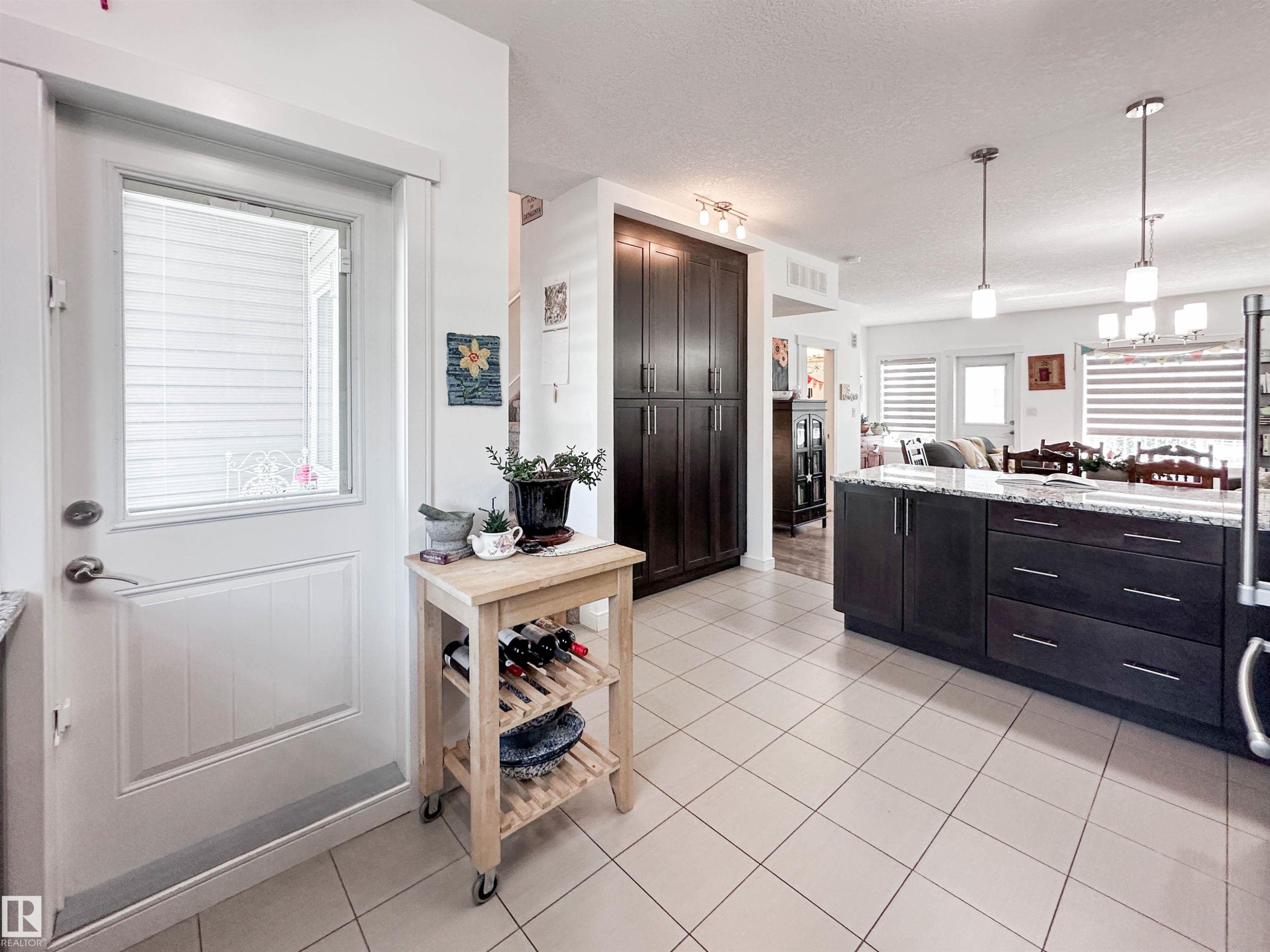 #11 150 Everitt Dr, St. Albert, AB - Indoor