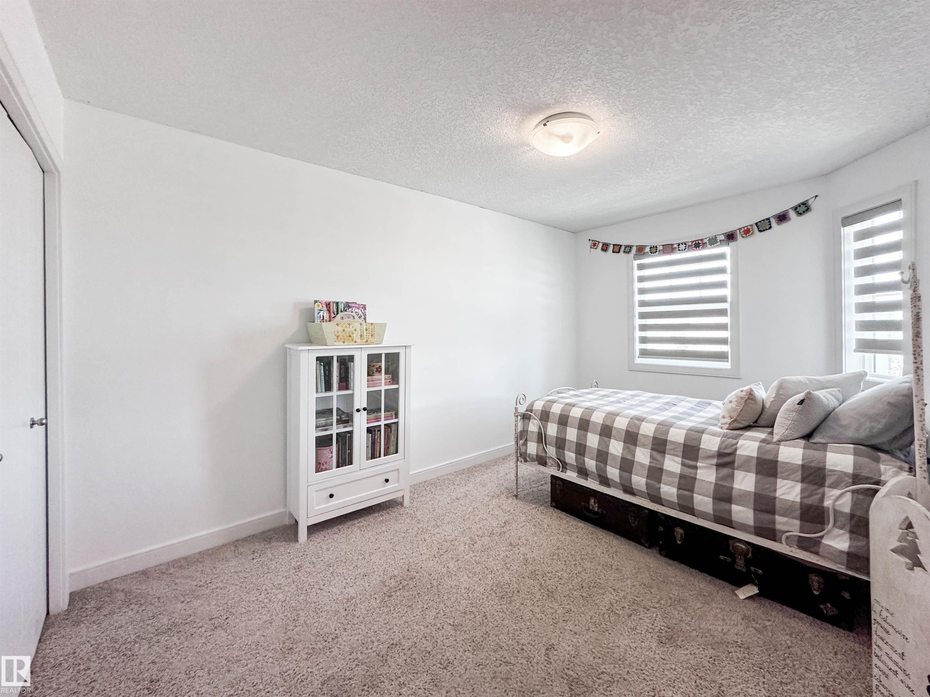 #11 150 Everitt Dr, St. Albert, AB - Indoor Photo Showing Bedroom