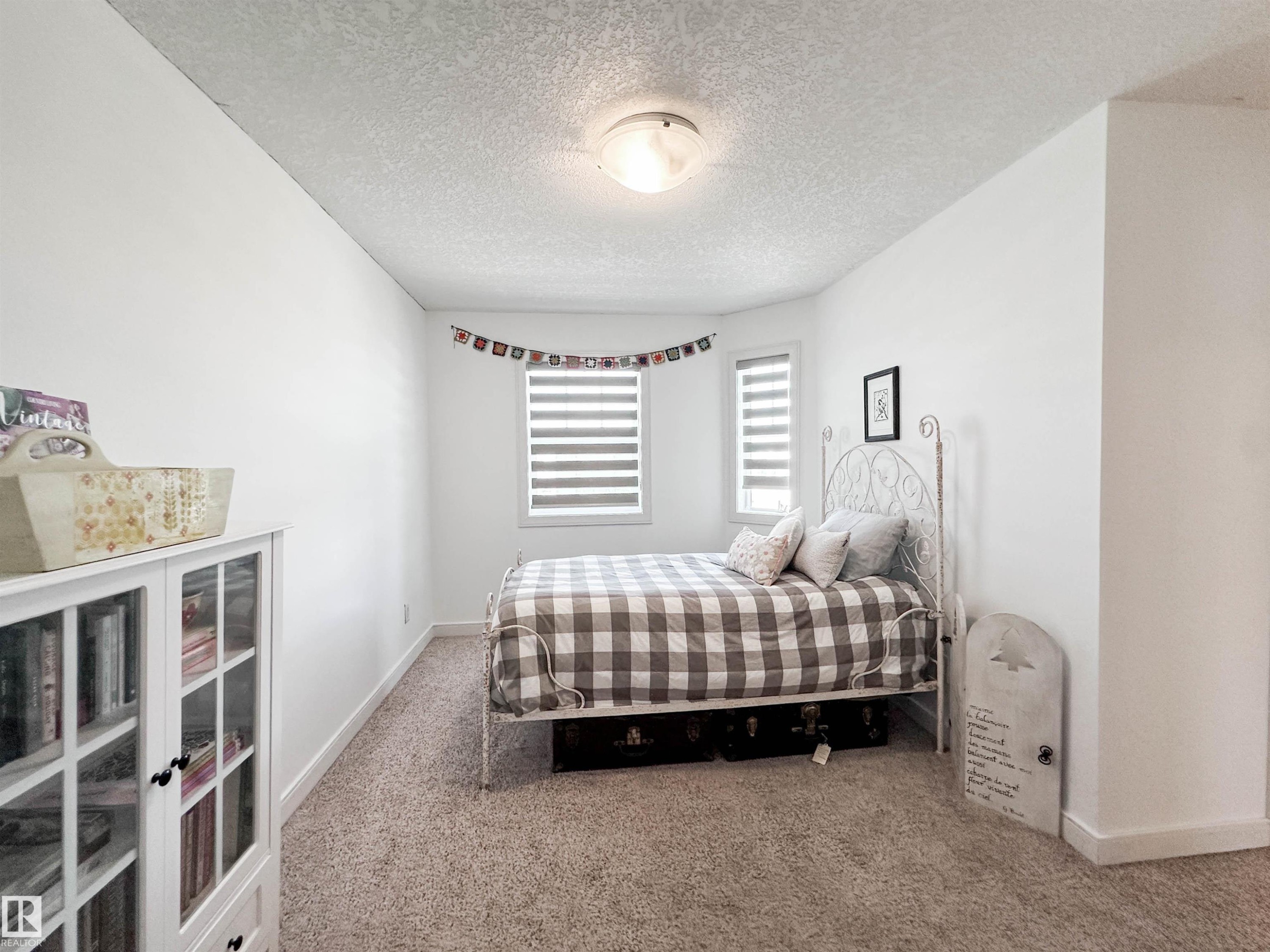 #11 150 Everitt Dr, St. Albert, AB - Indoor Photo Showing Bedroom