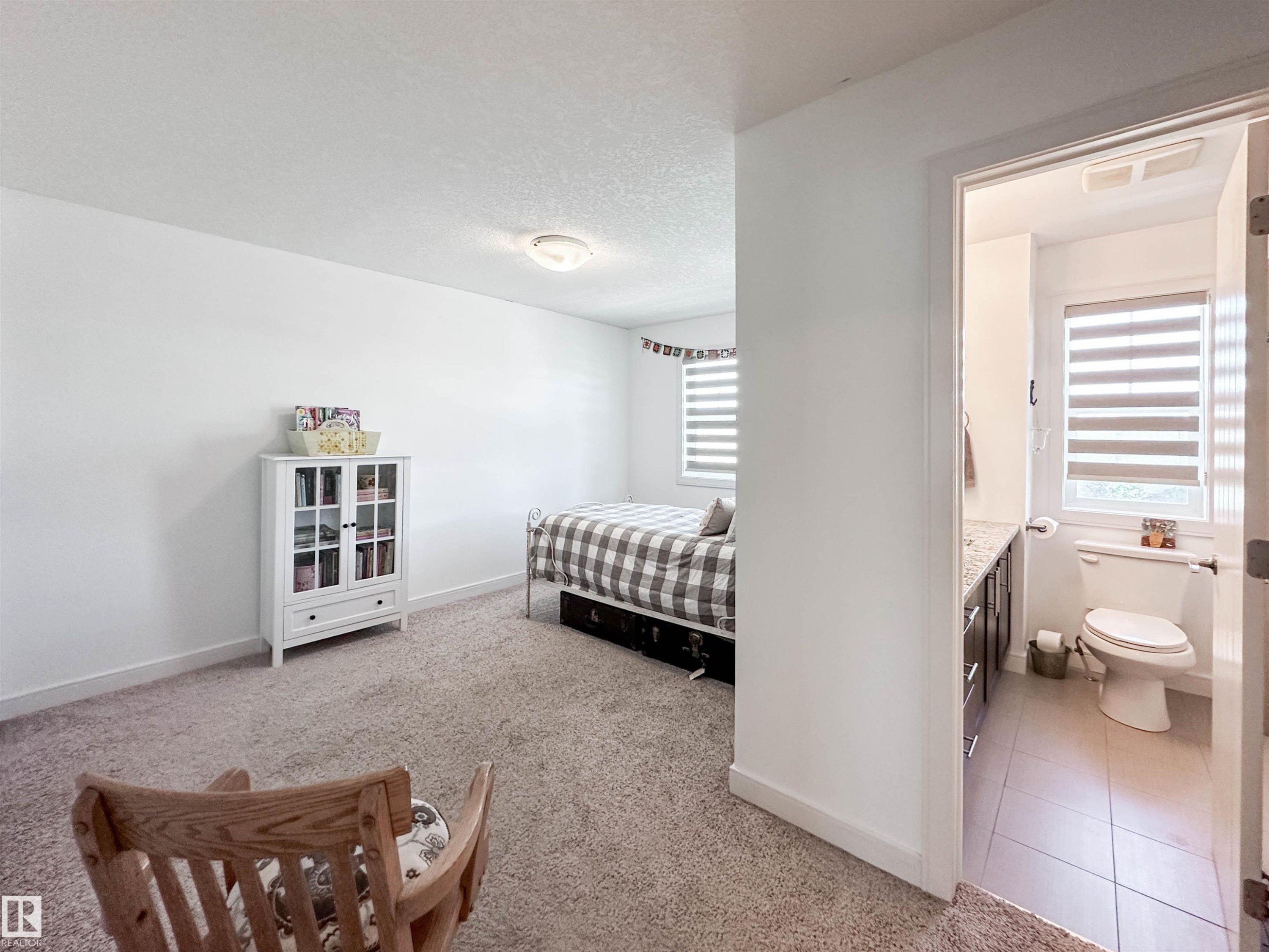 #11 150 Everitt Dr, St. Albert, AB - Indoor Photo Showing Bedroom