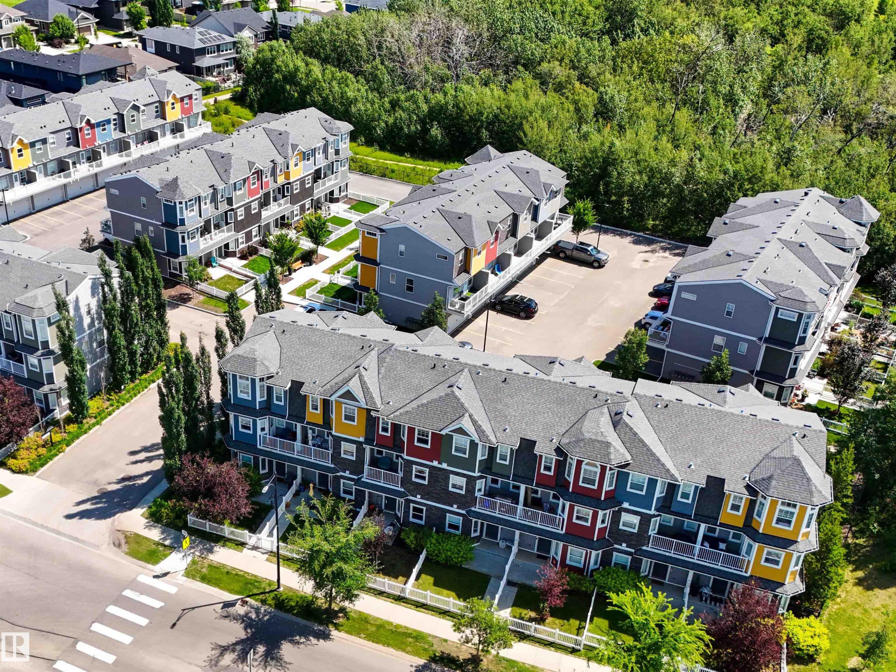 #11 150 Everitt Dr, St. Albert, AB - Outdoor