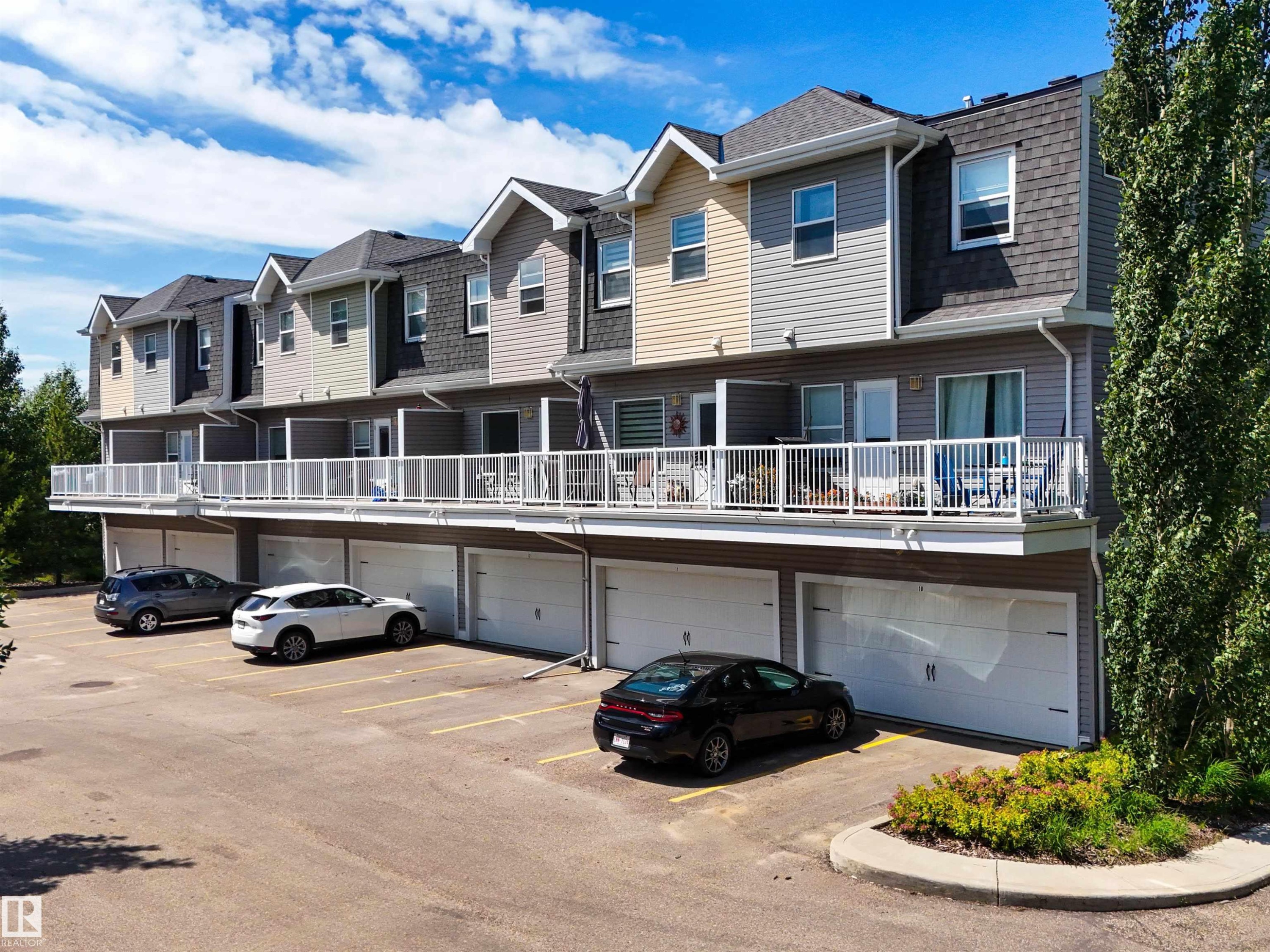 #11 150 Everitt Dr, St. Albert, AB - Outdoor