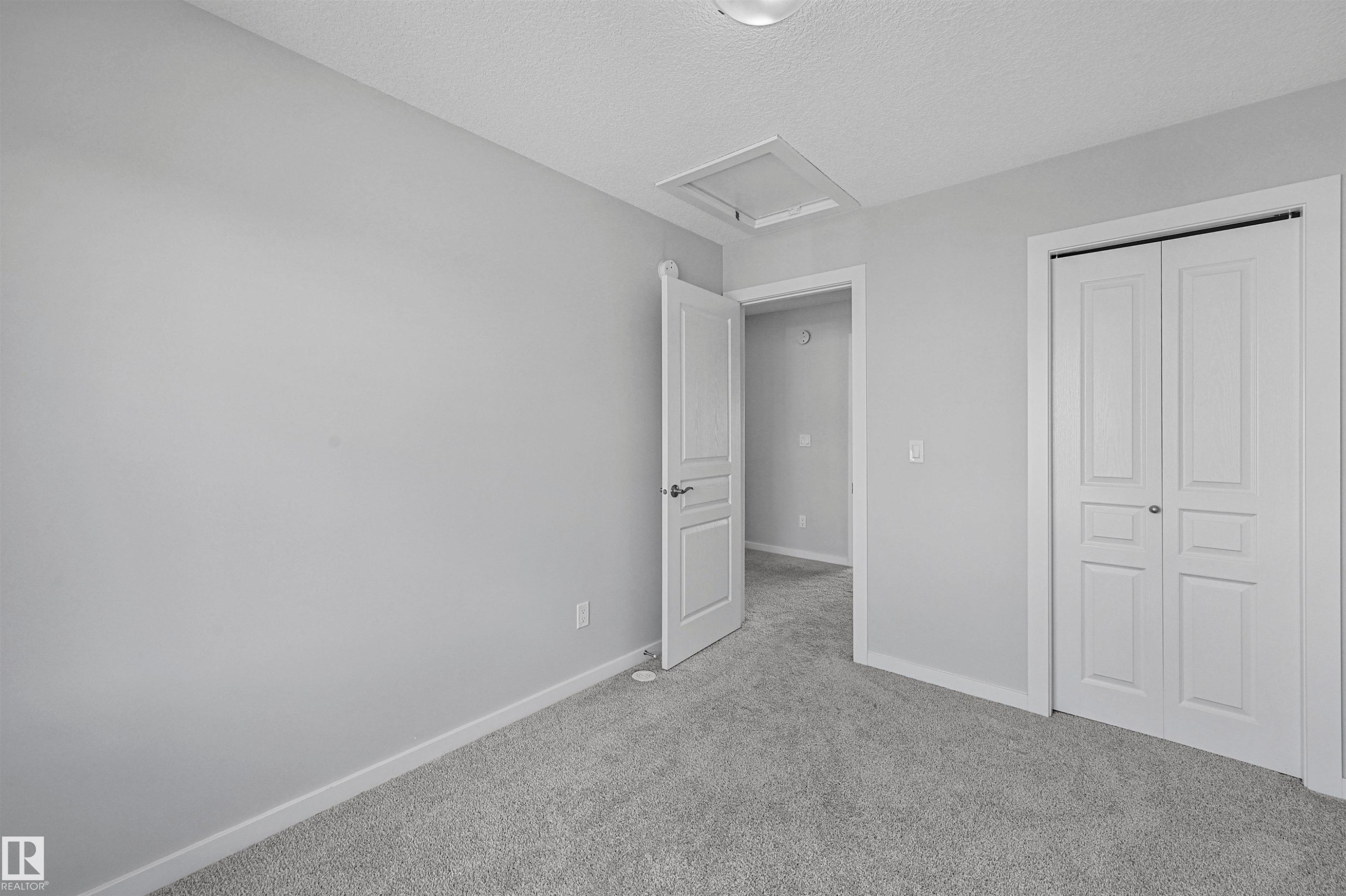 #72 1010 Rabbit Hill Rd Sw, Edmonton, AB - Indoor