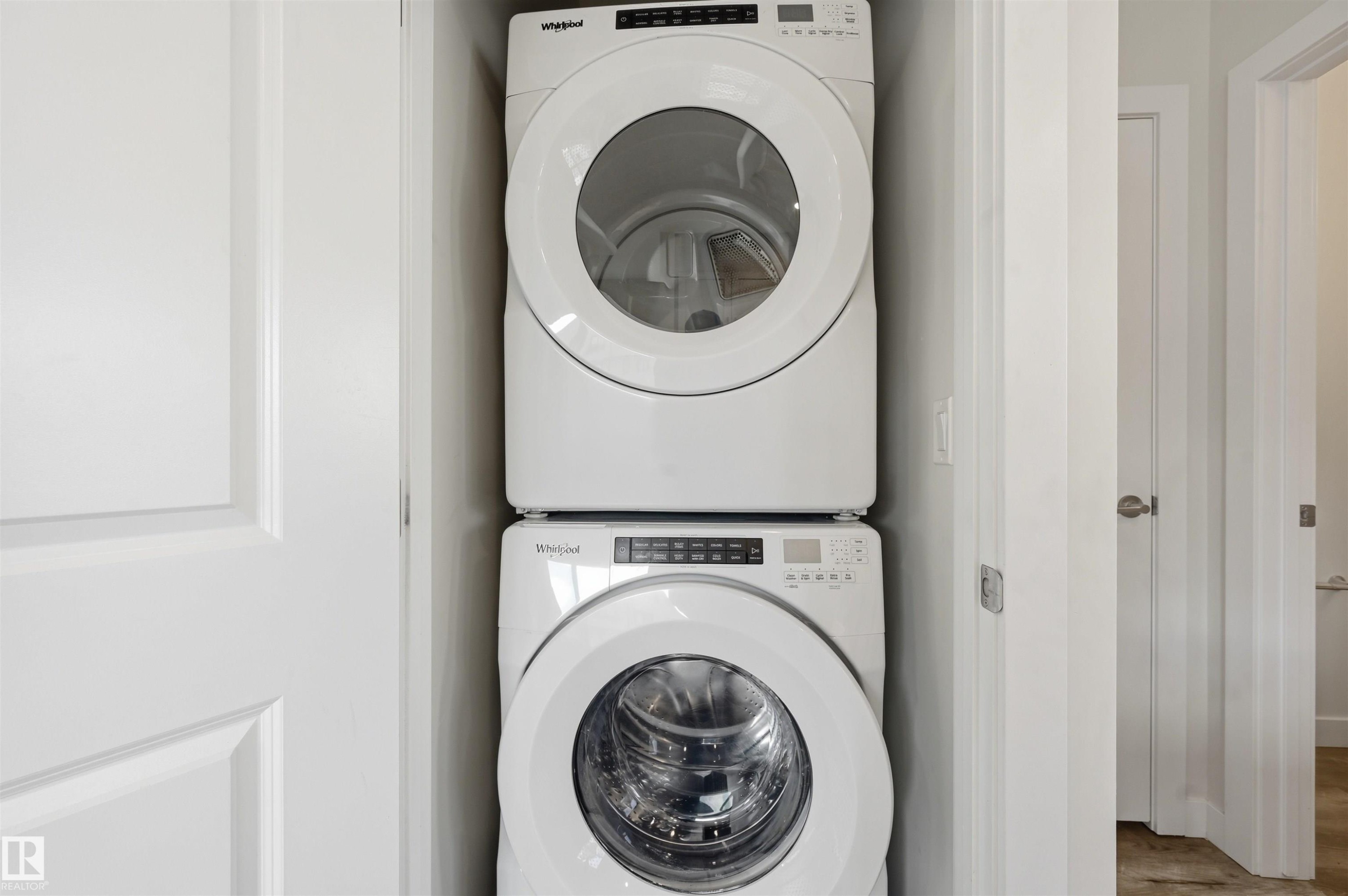 #77 1010 Rabbit Hill Rd Sw, Edmonton, AB - Indoor Photo Showing Laundry Room