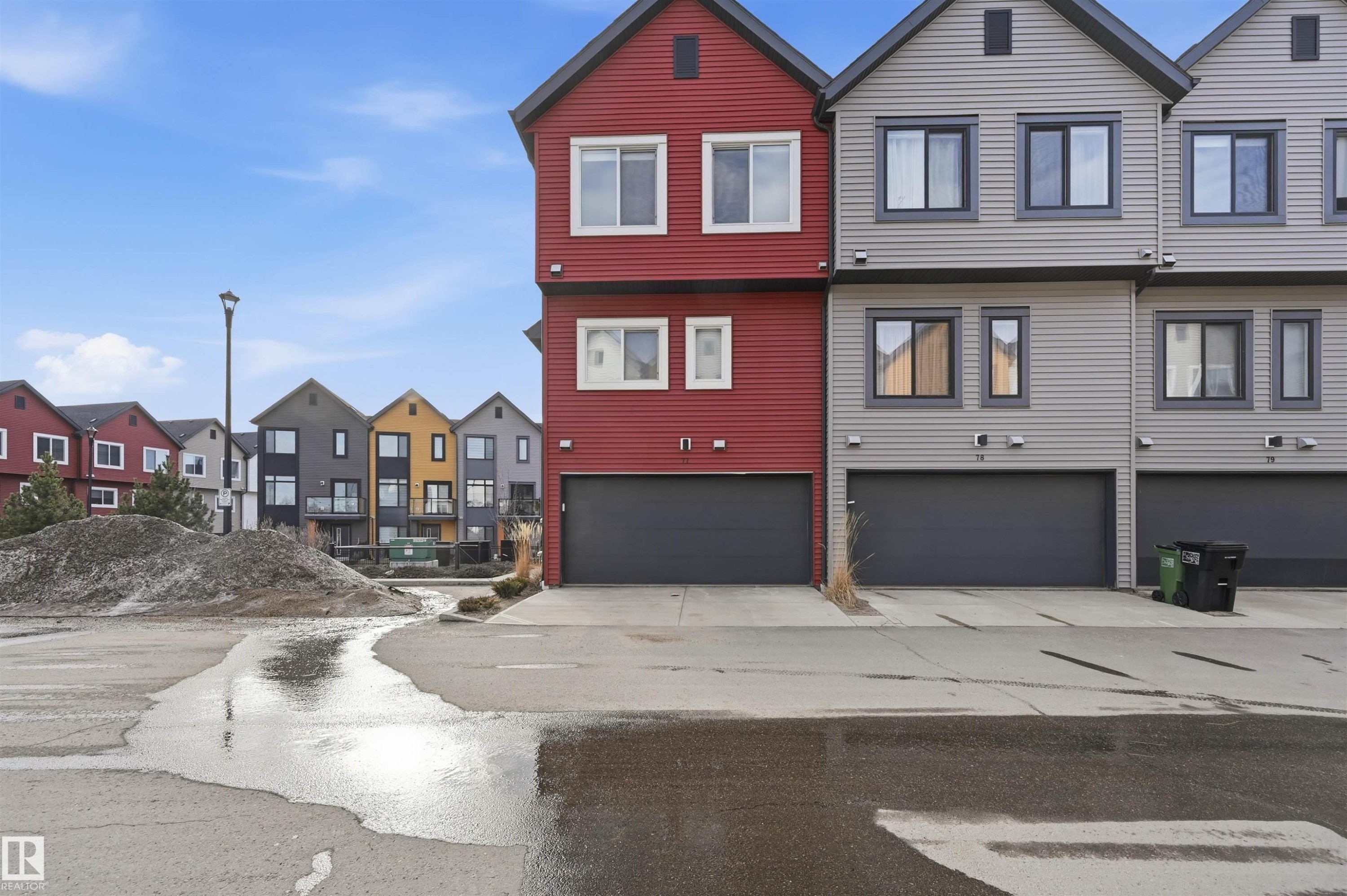 #77 1010 Rabbit Hill Rd Sw, Edmonton, AB - Outdoor With Facade