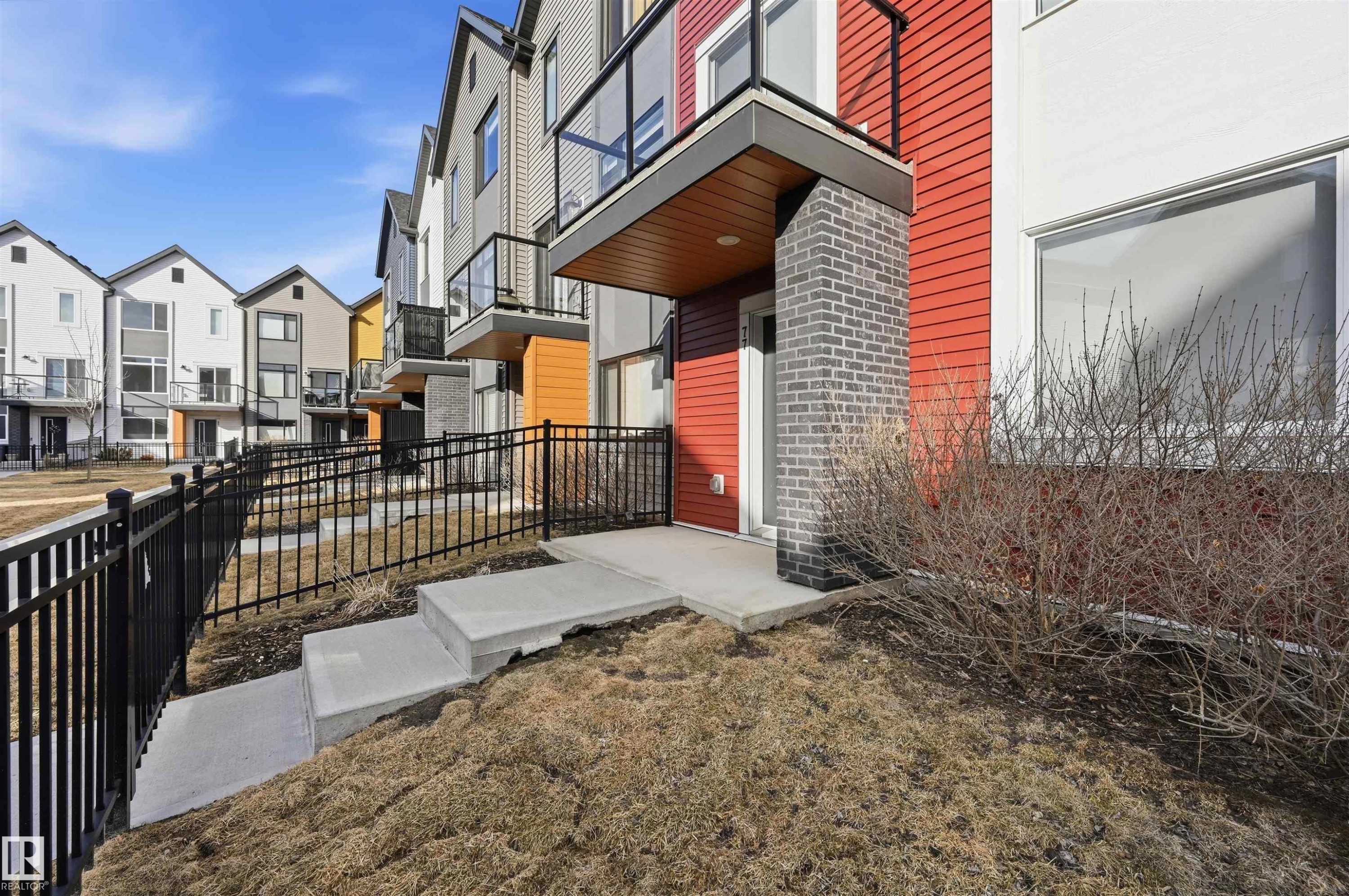 #77 1010 Rabbit Hill Rd Sw, Edmonton, AB - Outdoor