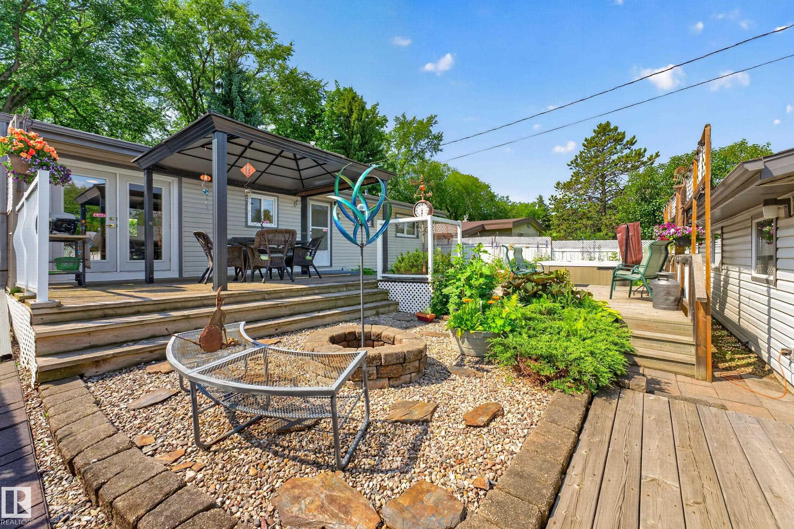 6716 101A Avenue Nw, Edmonton, AB - Outdoor With Deck Patio Veranda