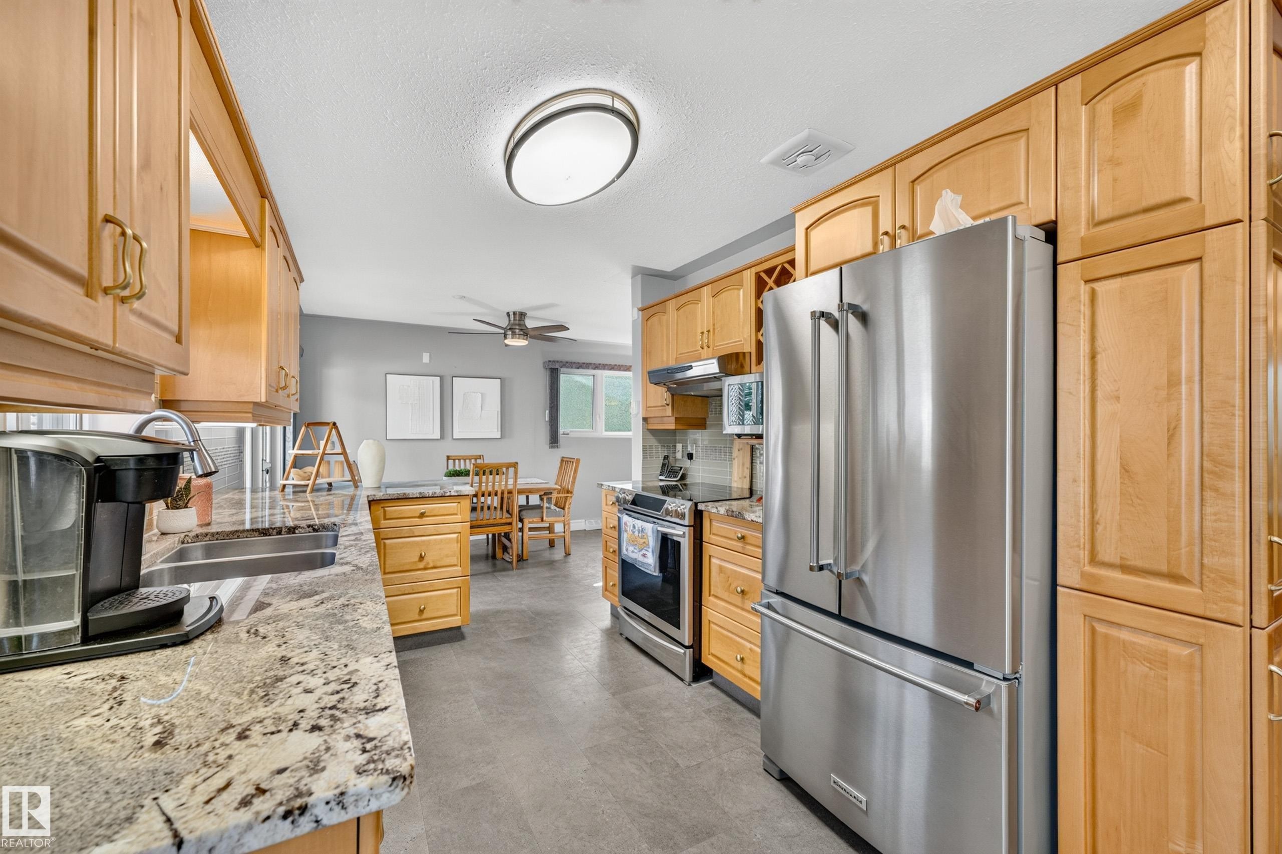 6716 101A Avenue Nw, Edmonton, AB - Indoor Photo Showing Kitchen With Double Sink