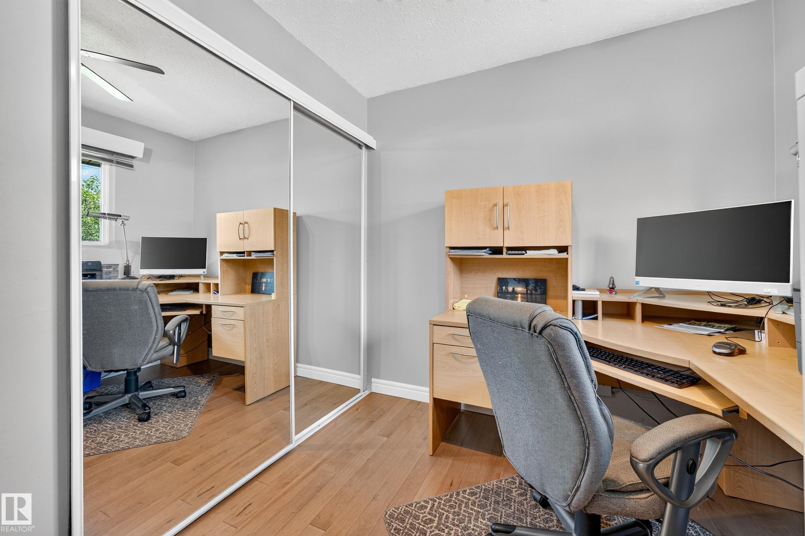 6716 101A Avenue Nw, Edmonton, AB - Indoor Photo Showing Office