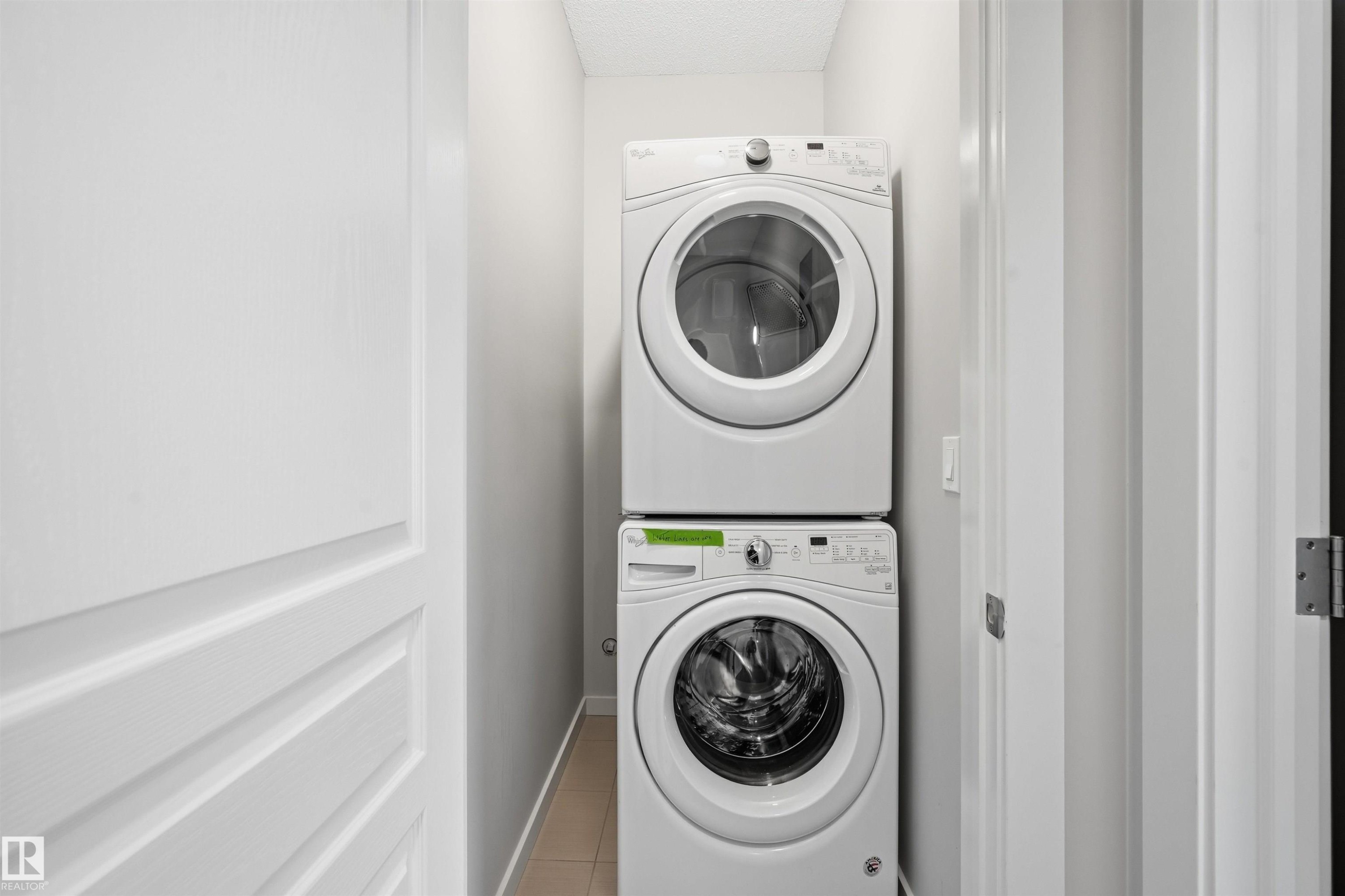 #16 804 Welsh Dr Sw, Edmonton, AB - Indoor Photo Showing Laundry Room
