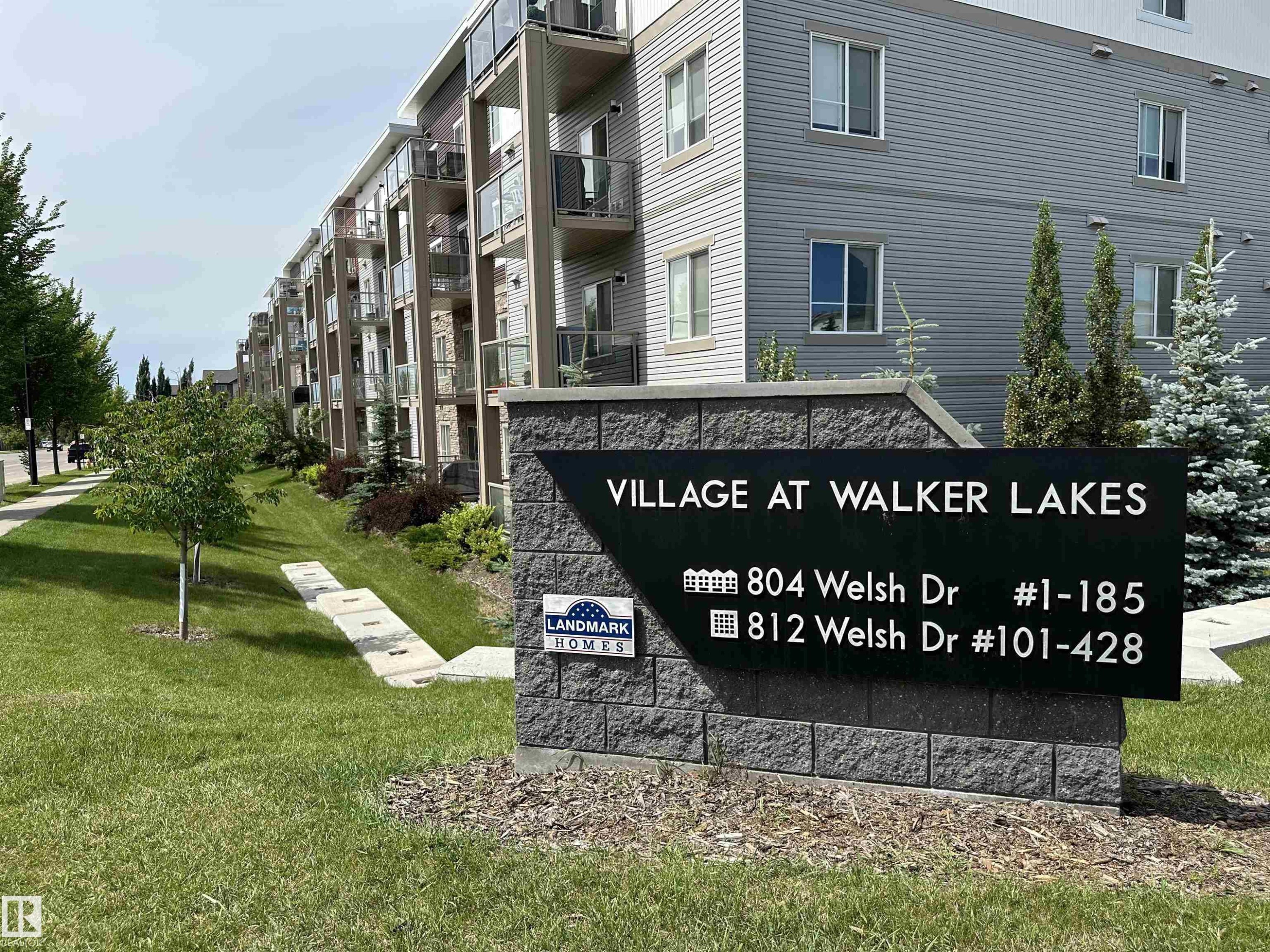 #54 804 Welsh Dr Sw, Edmonton, AB - Outdoor