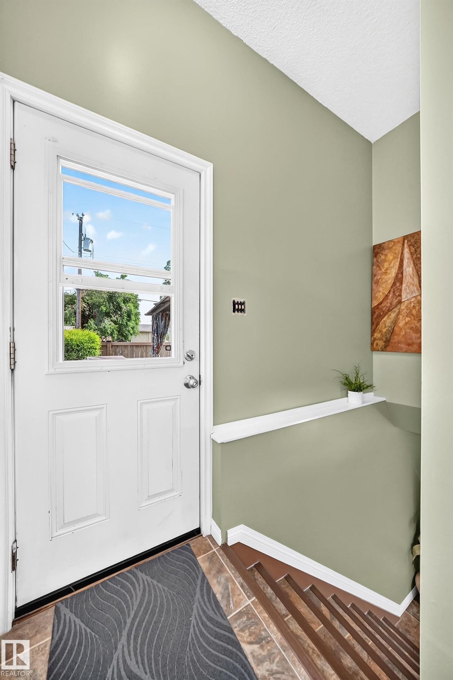 13815 62 Street Nw, Edmonton, AB - Indoor Photo Showing Other Room