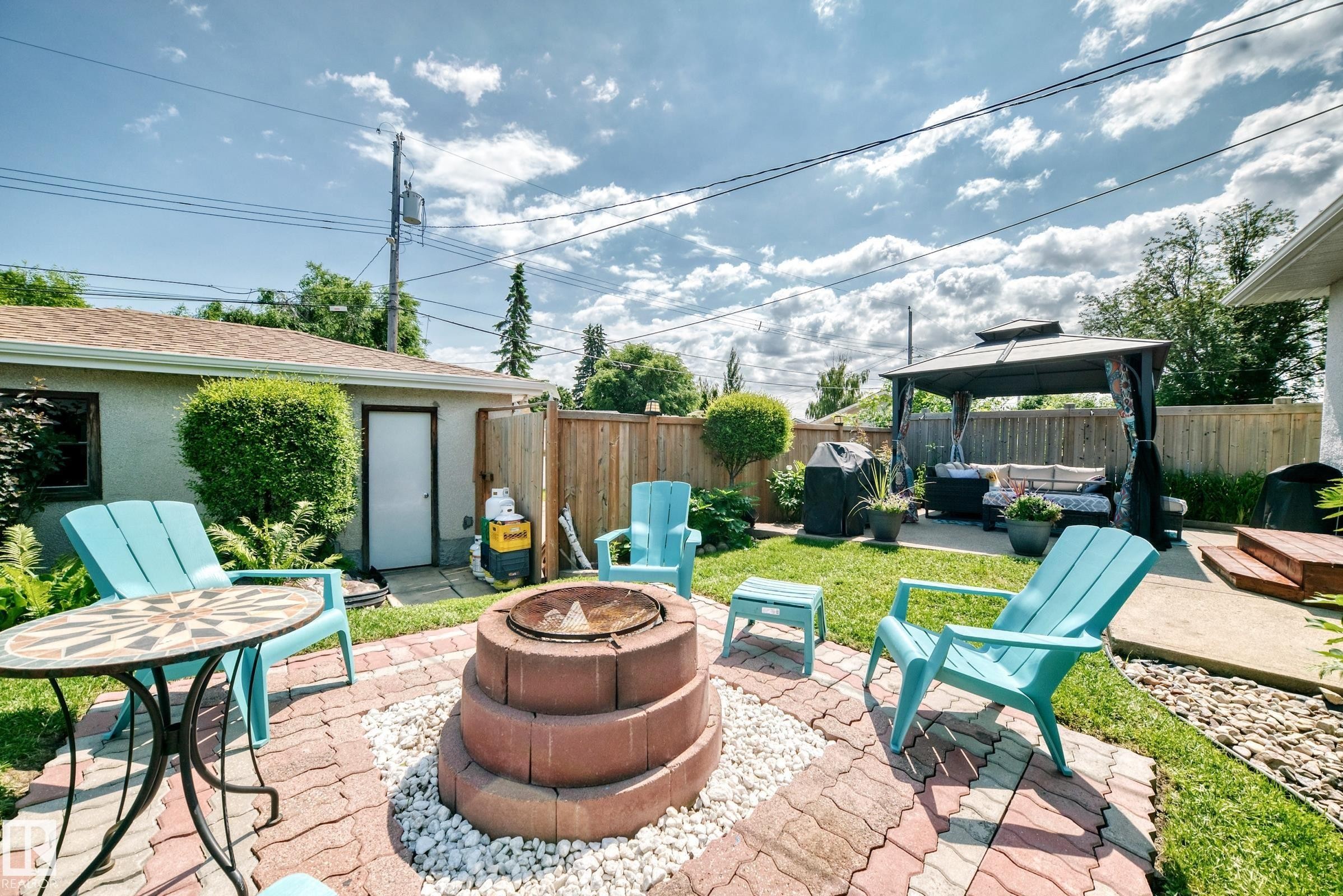 13815 62 Street Nw, Edmonton, AB - Outdoor With Deck Patio Veranda