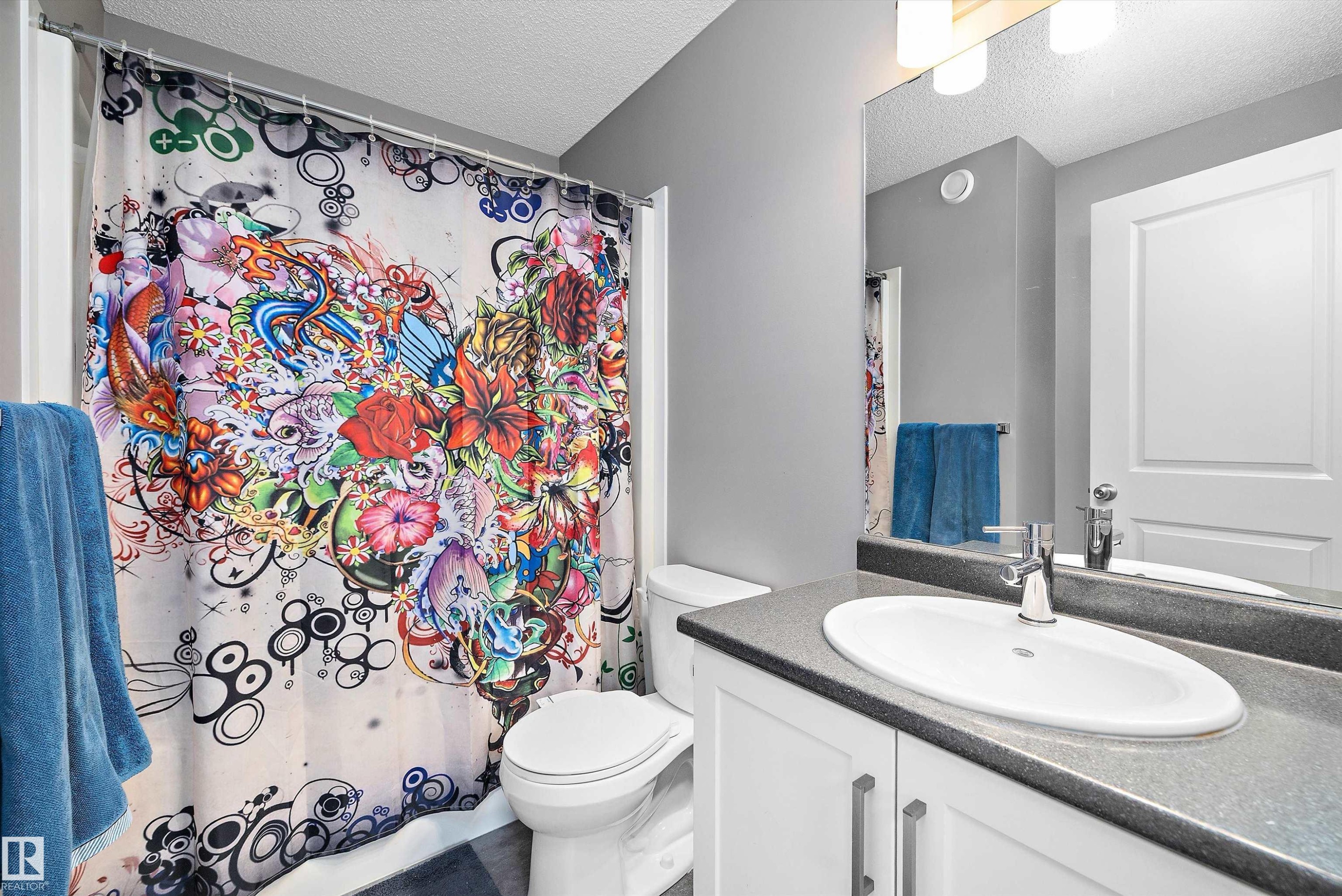 128 3305 Orchards Link, Edmonton, AB - Indoor Photo Showing Bathroom