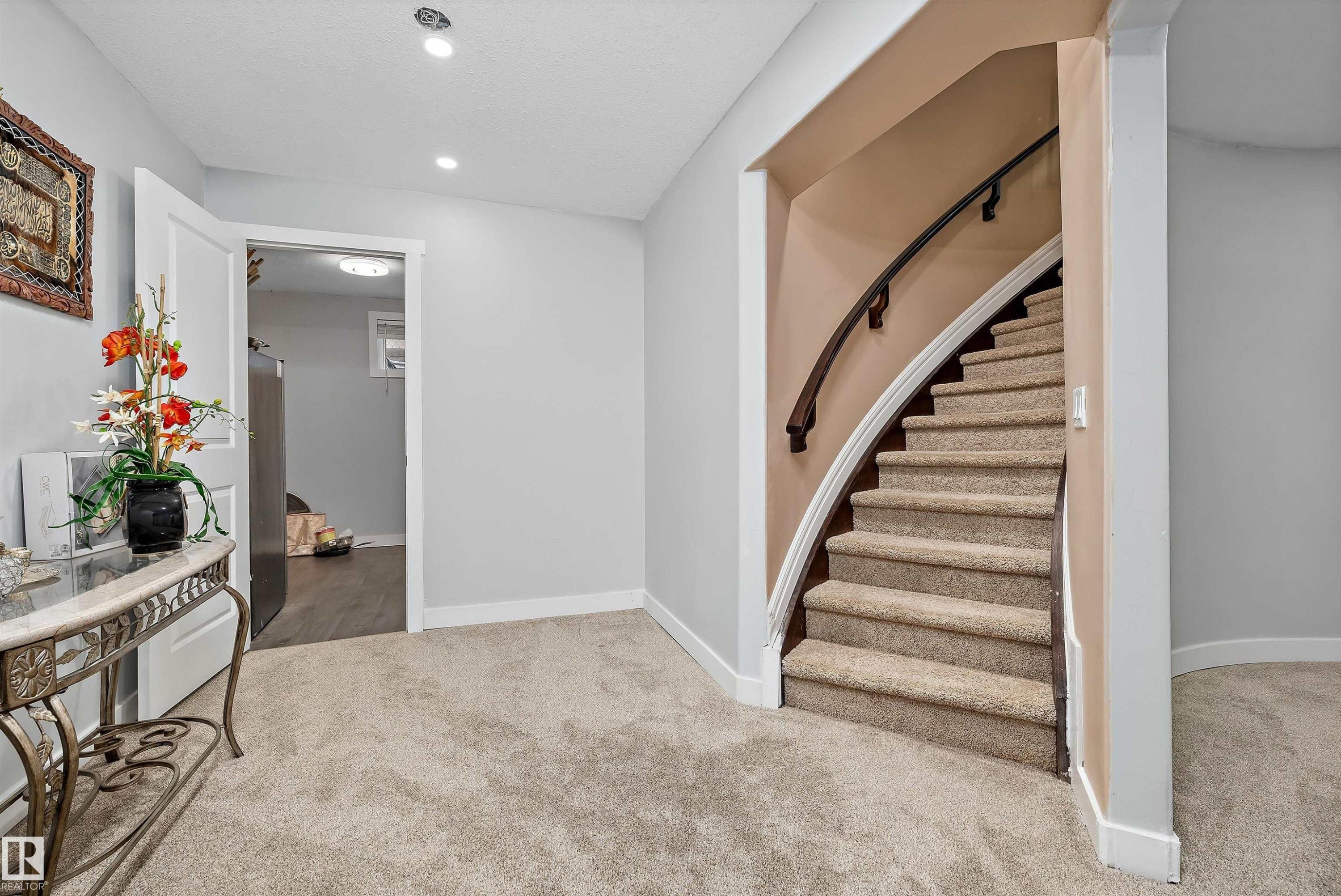 14148 134 Street Nw, Edmonton, AB - Indoor Photo Showing Other Room