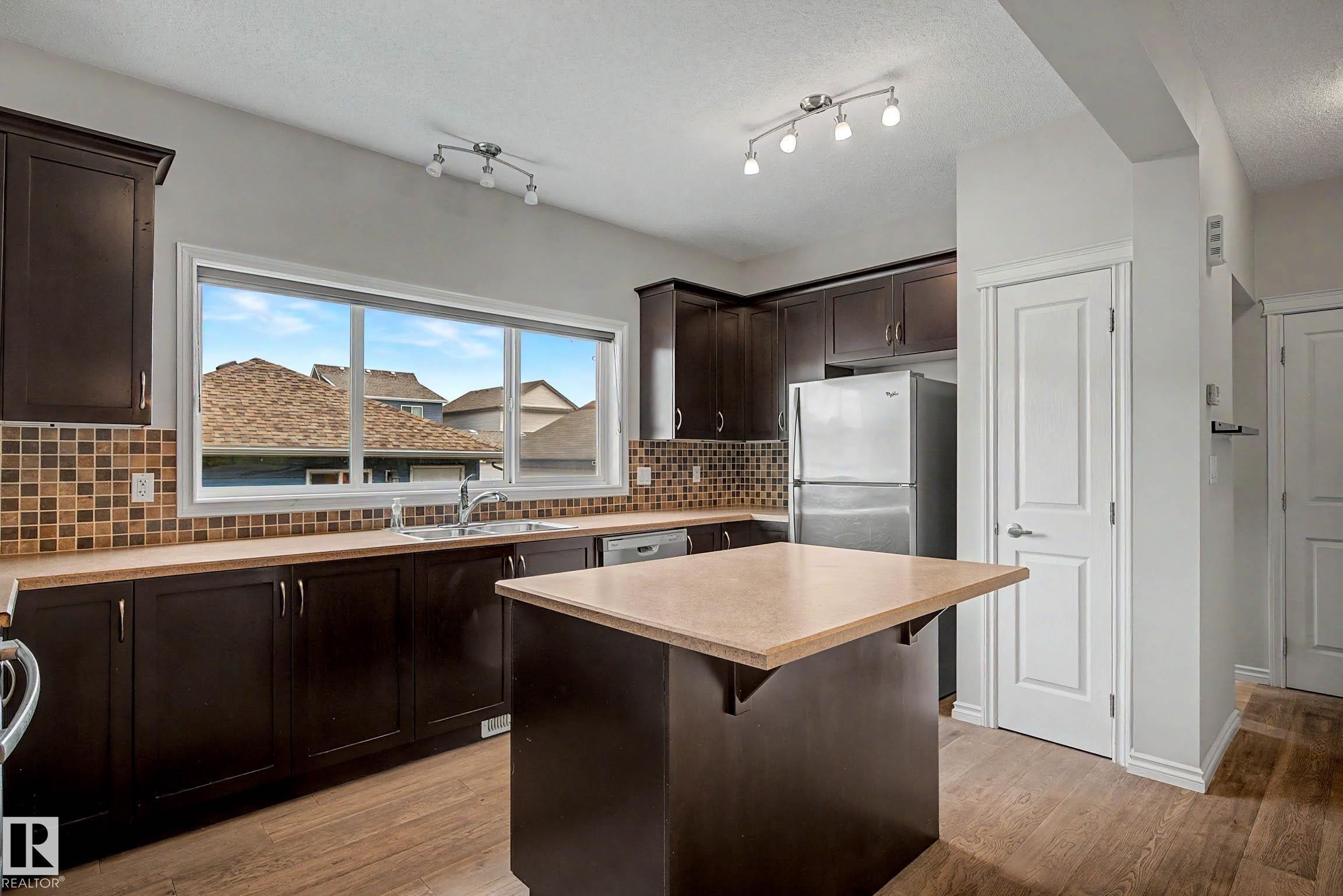 608 Mcdonough Link Nw, Edmonton, AB