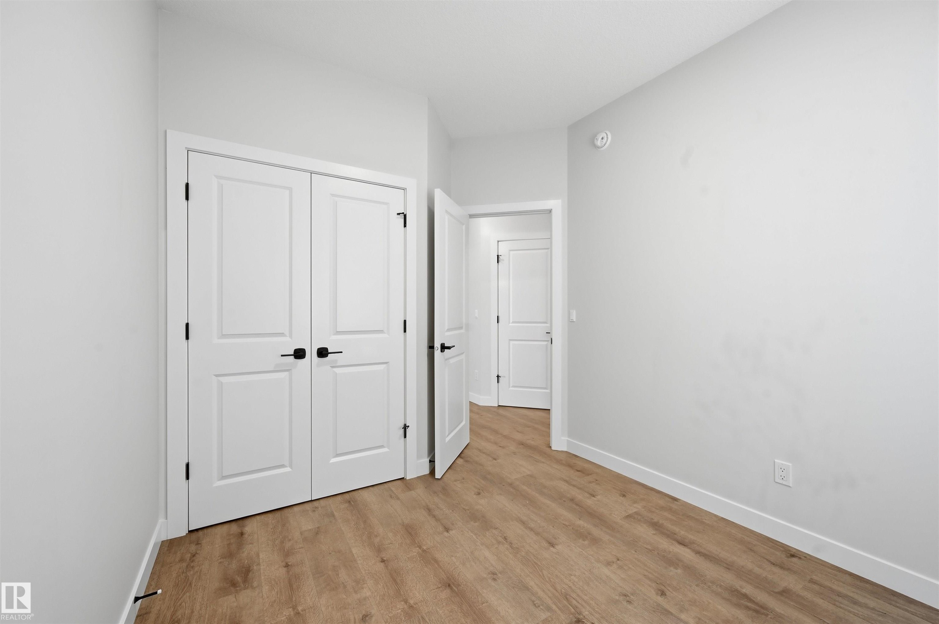 3024 Dixon Landing Sw, Edmonton, AB - Indoor Photo Showing Other Room