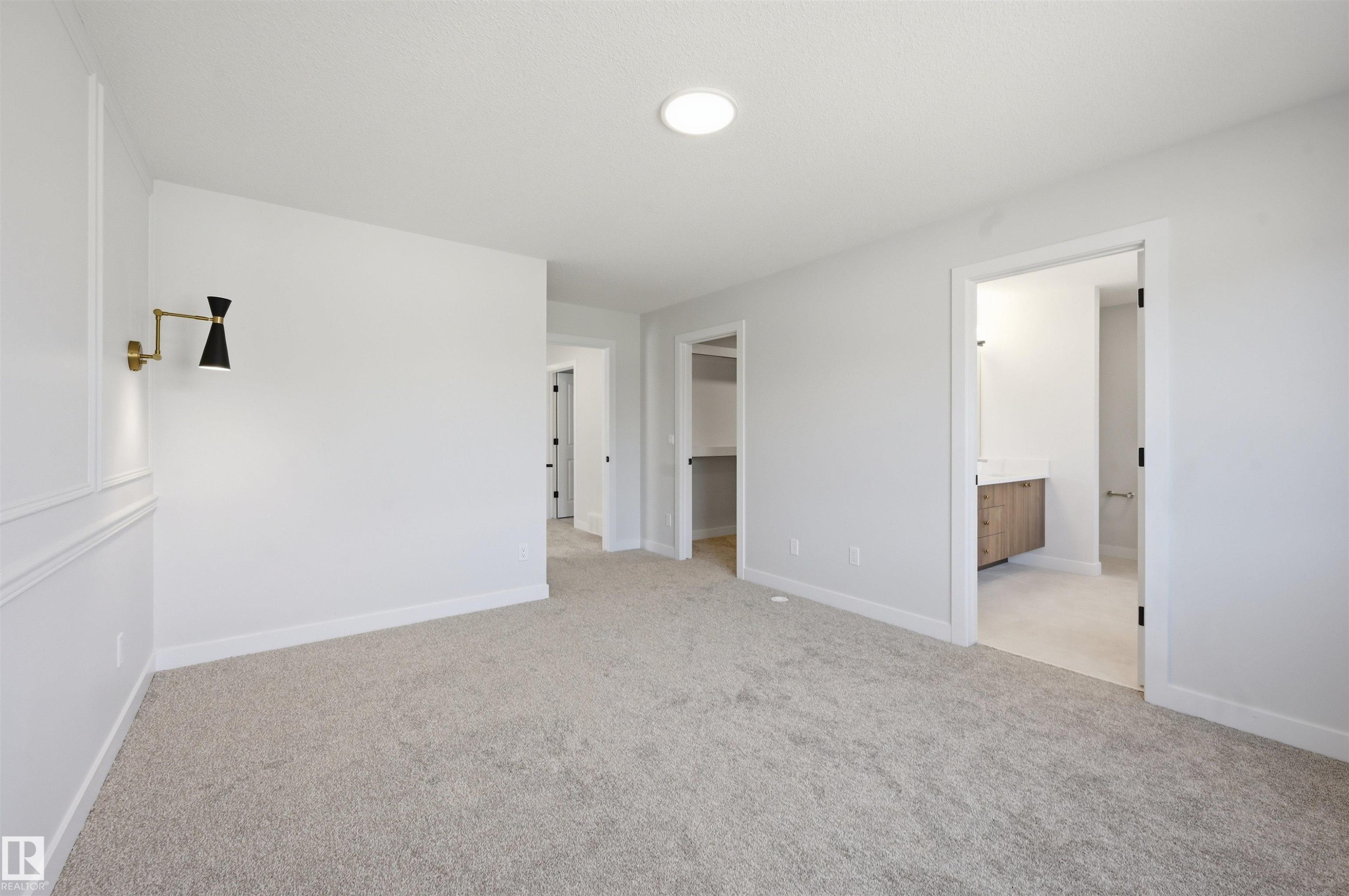 3024 Dixon Landing Sw, Edmonton, AB - Indoor Photo Showing Other Room