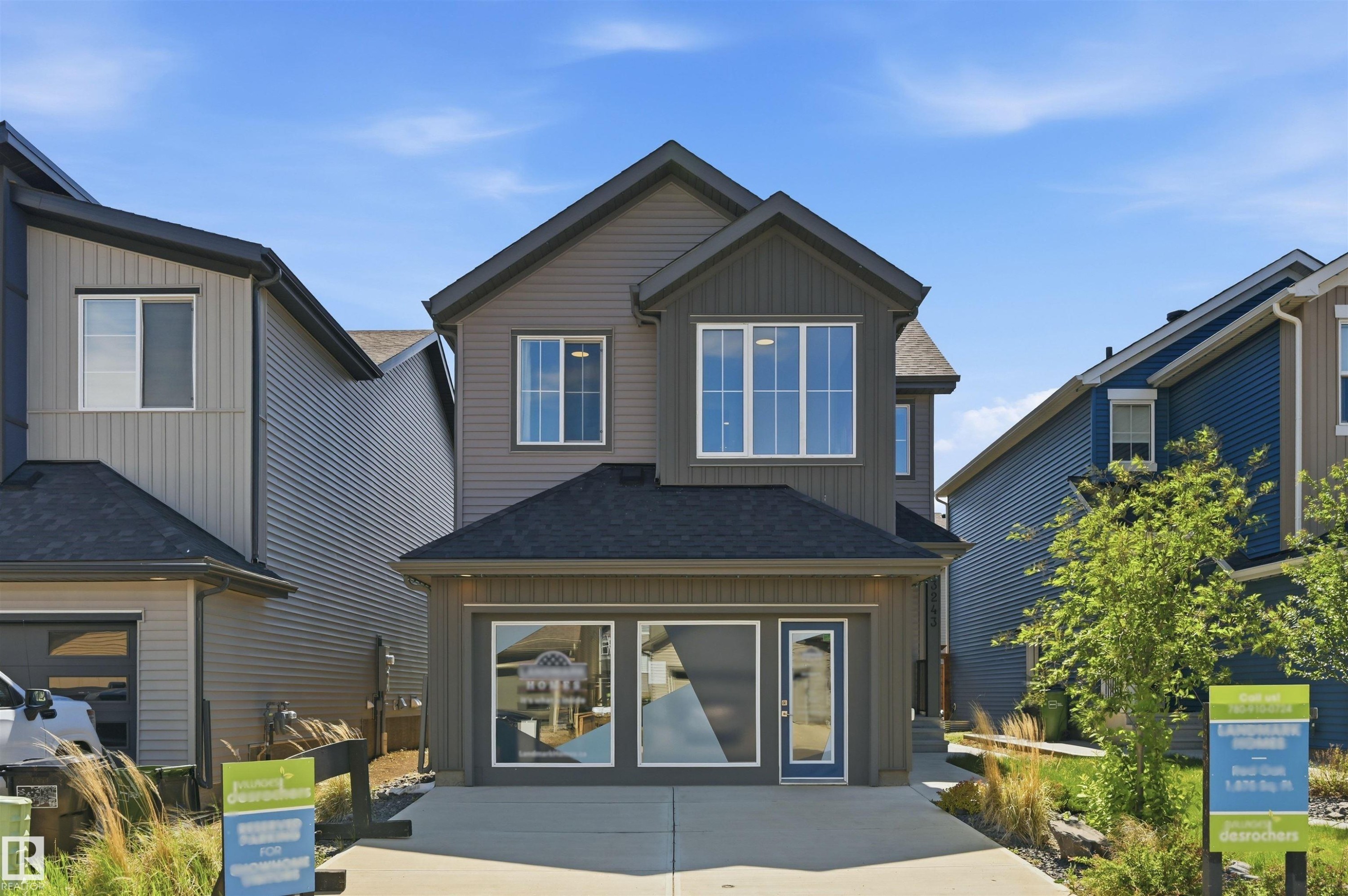 3243 Dixon Way Sw, Edmonton, AB - Outdoor