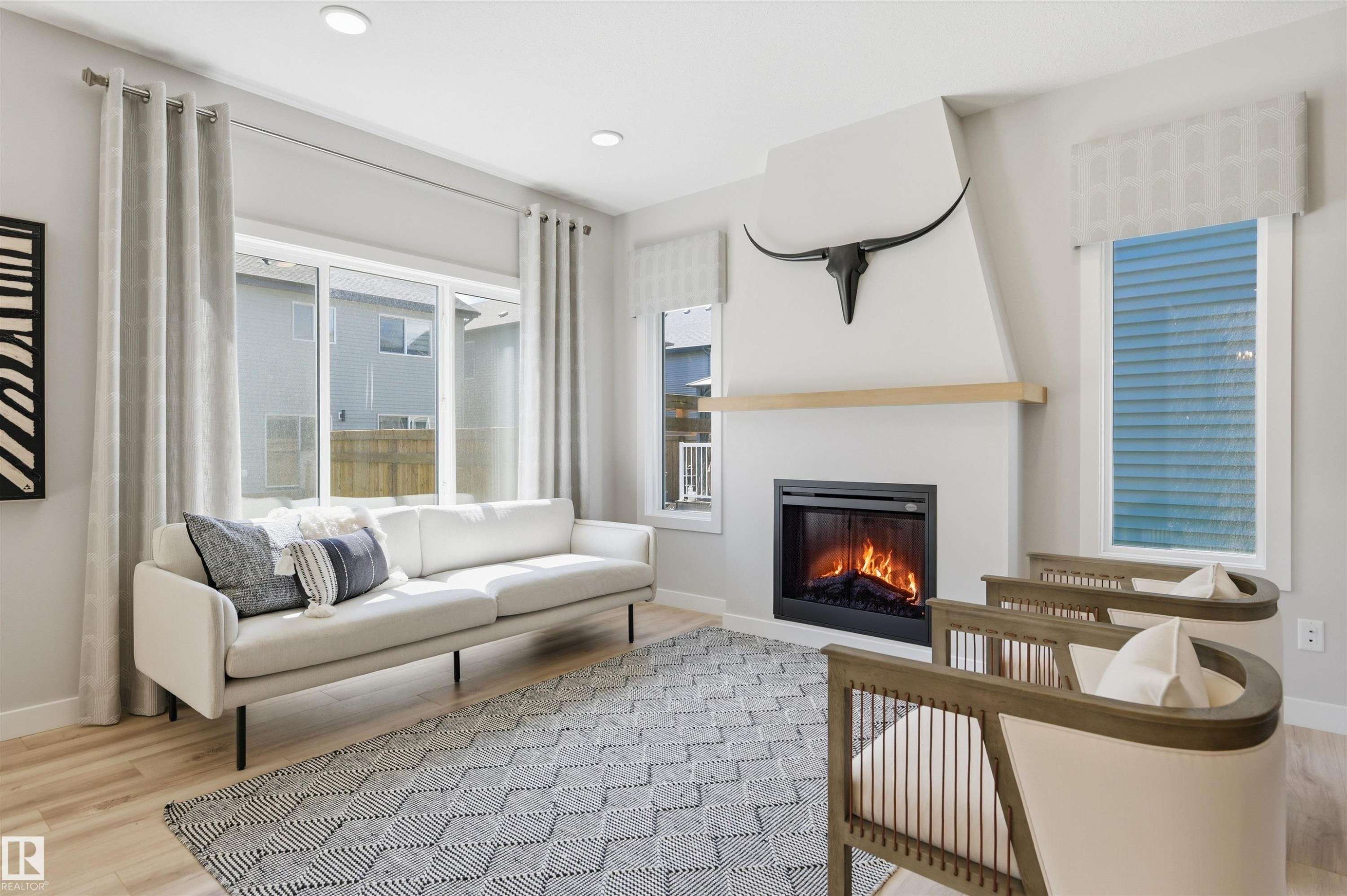 3243 Dixon Way Sw, Edmonton, AB - Indoor Photo Showing Living Room With Fireplace