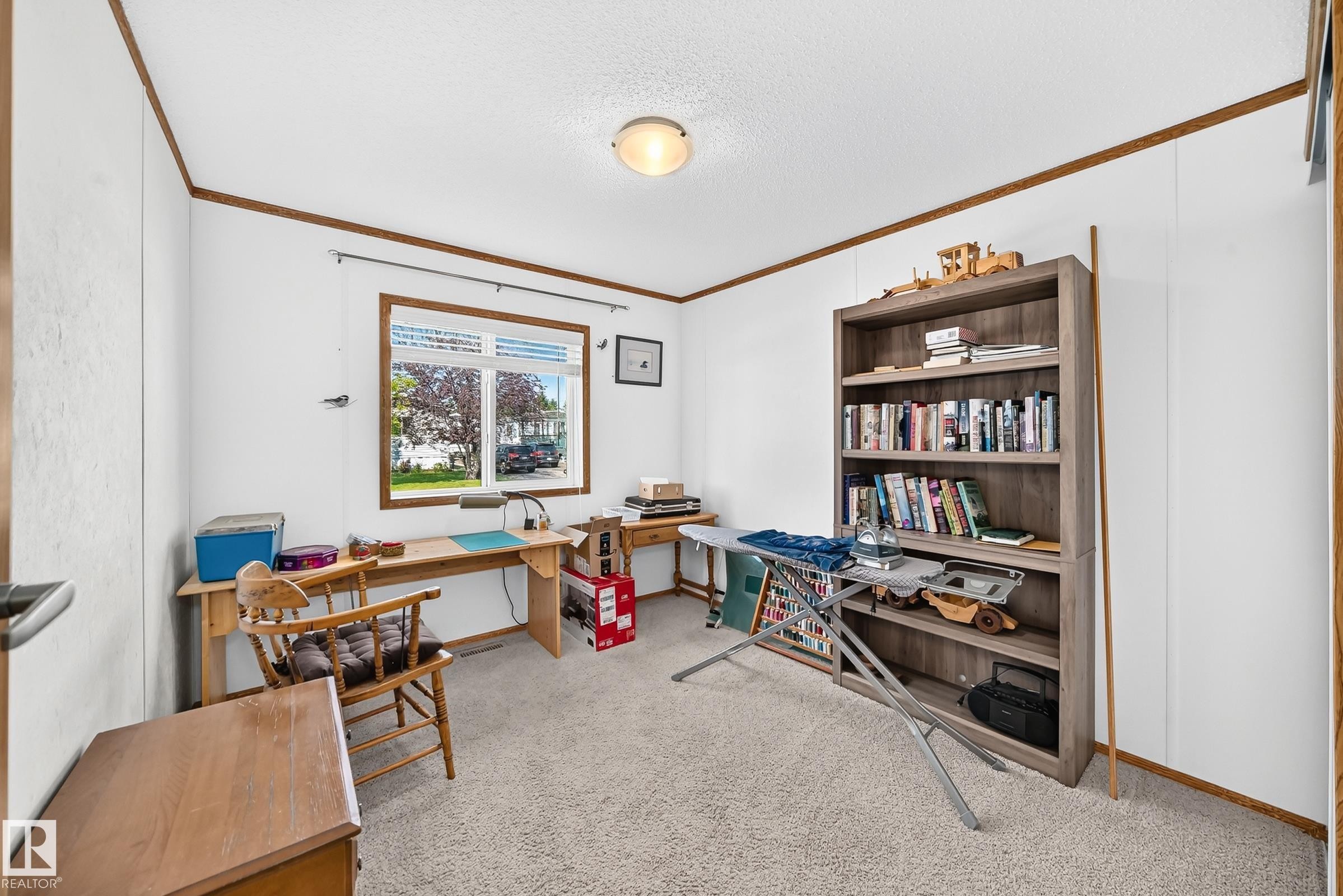 Wall-to-wall carpeting with a neutral finish - #225 3400 48 St, Stony Plain, AB - Indoor Photo Showing Other Room