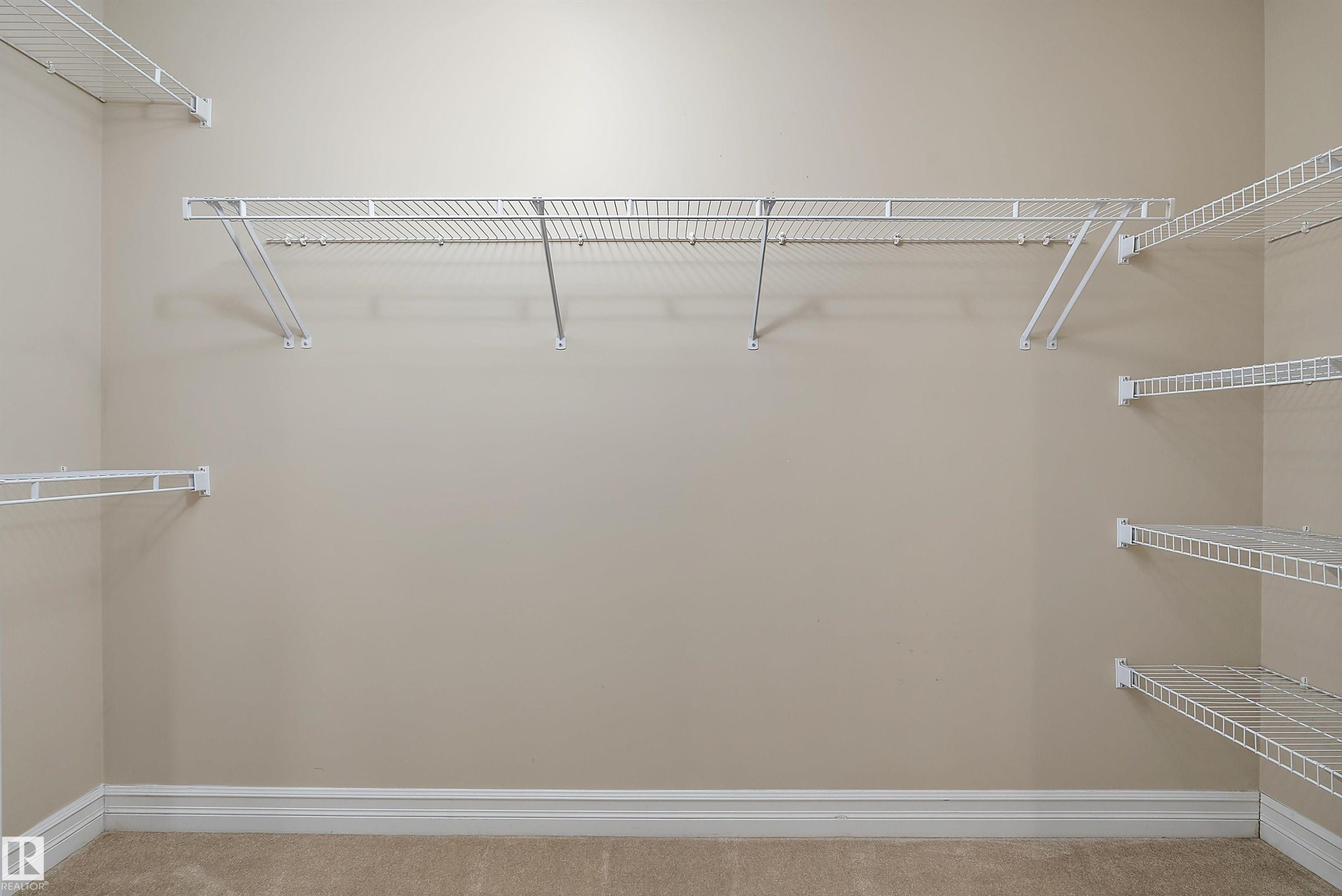 17330 8A Avenue Sw, Edmonton, AB - Indoor With Storage