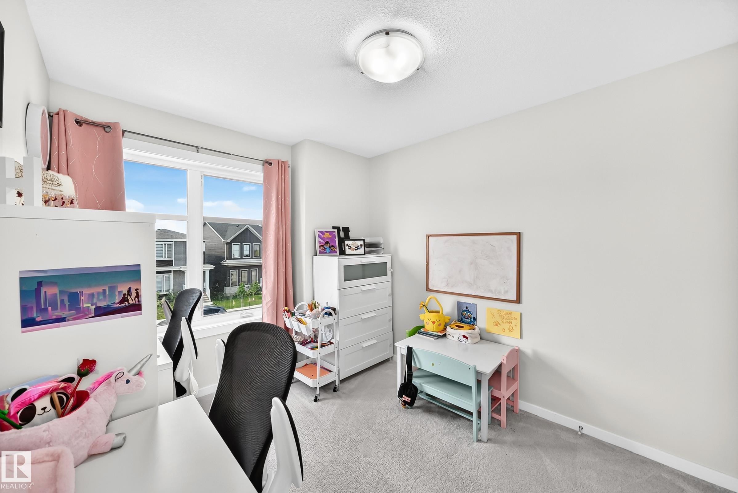 4018 Hawthorn Link Sw, Edmonton, AB - Indoor