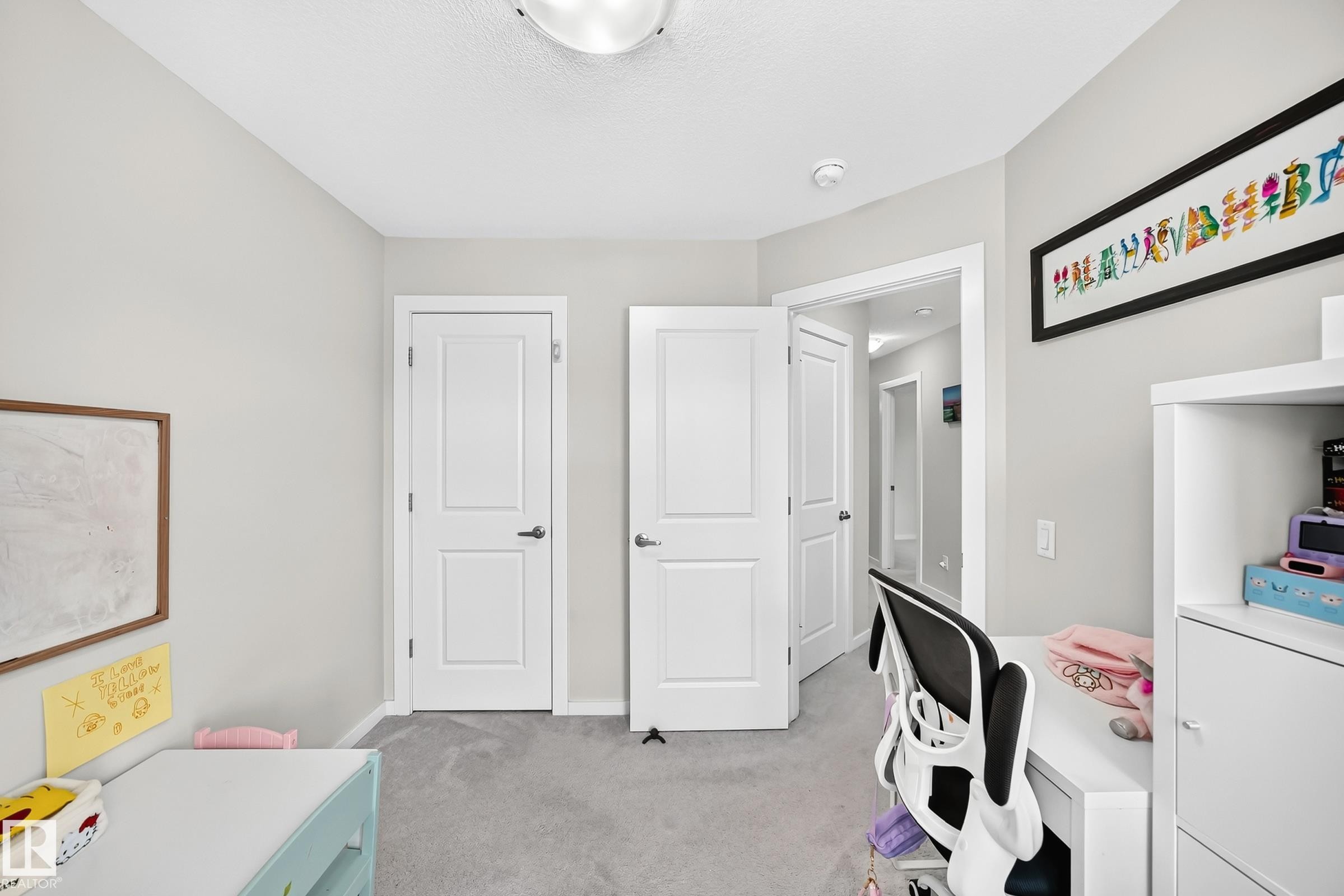 4018 Hawthorn Link Sw, Edmonton, AB - Indoor
