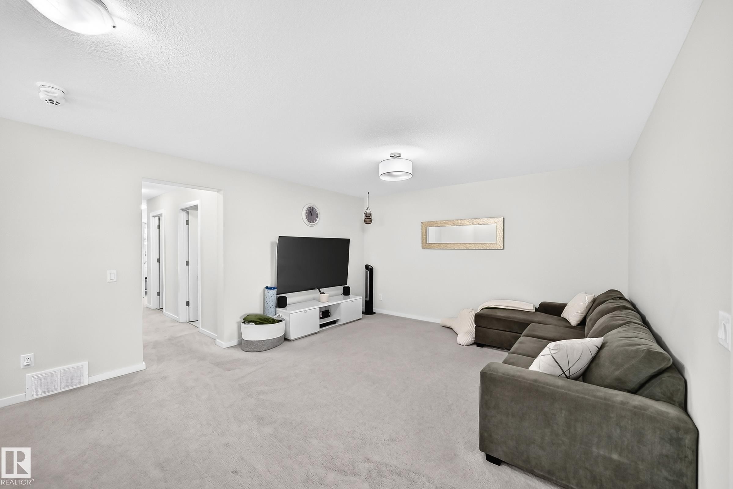 4018 Hawthorn Link Sw, Edmonton, AB - Indoor
