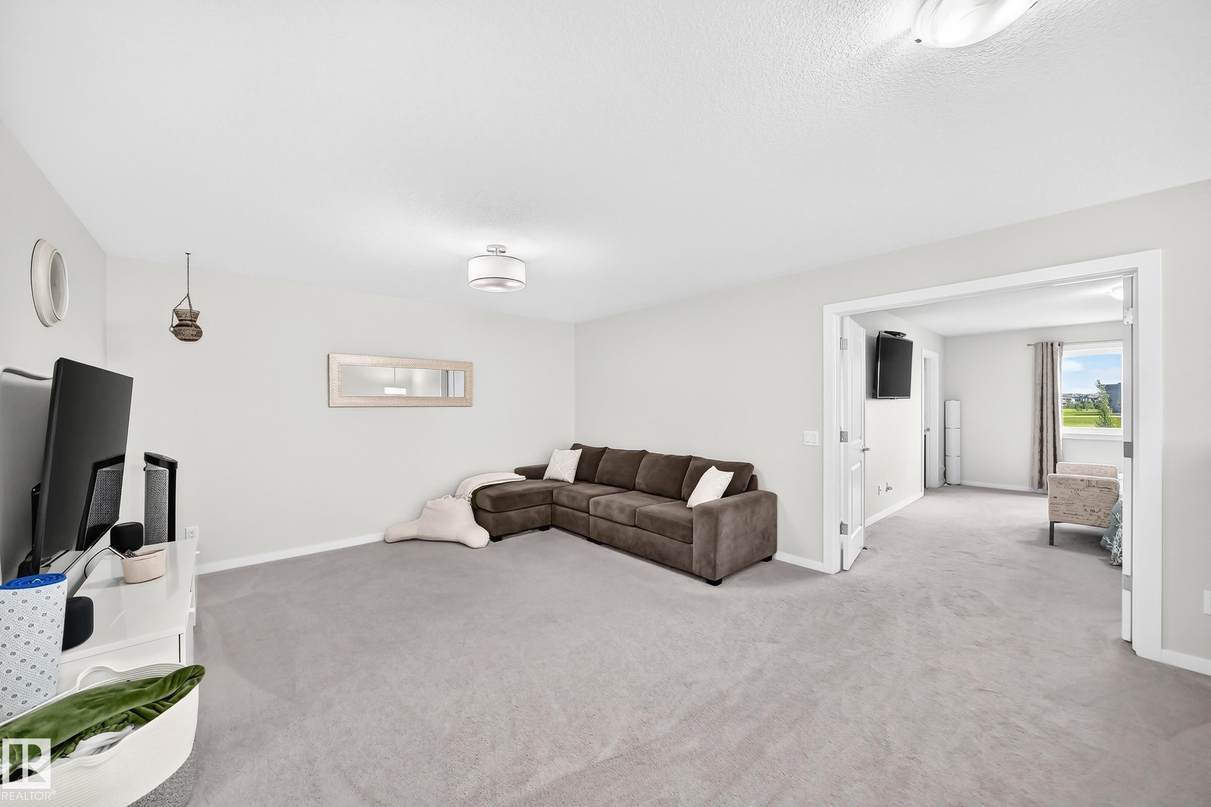 4018 Hawthorn Link Sw, Edmonton, AB - Indoor