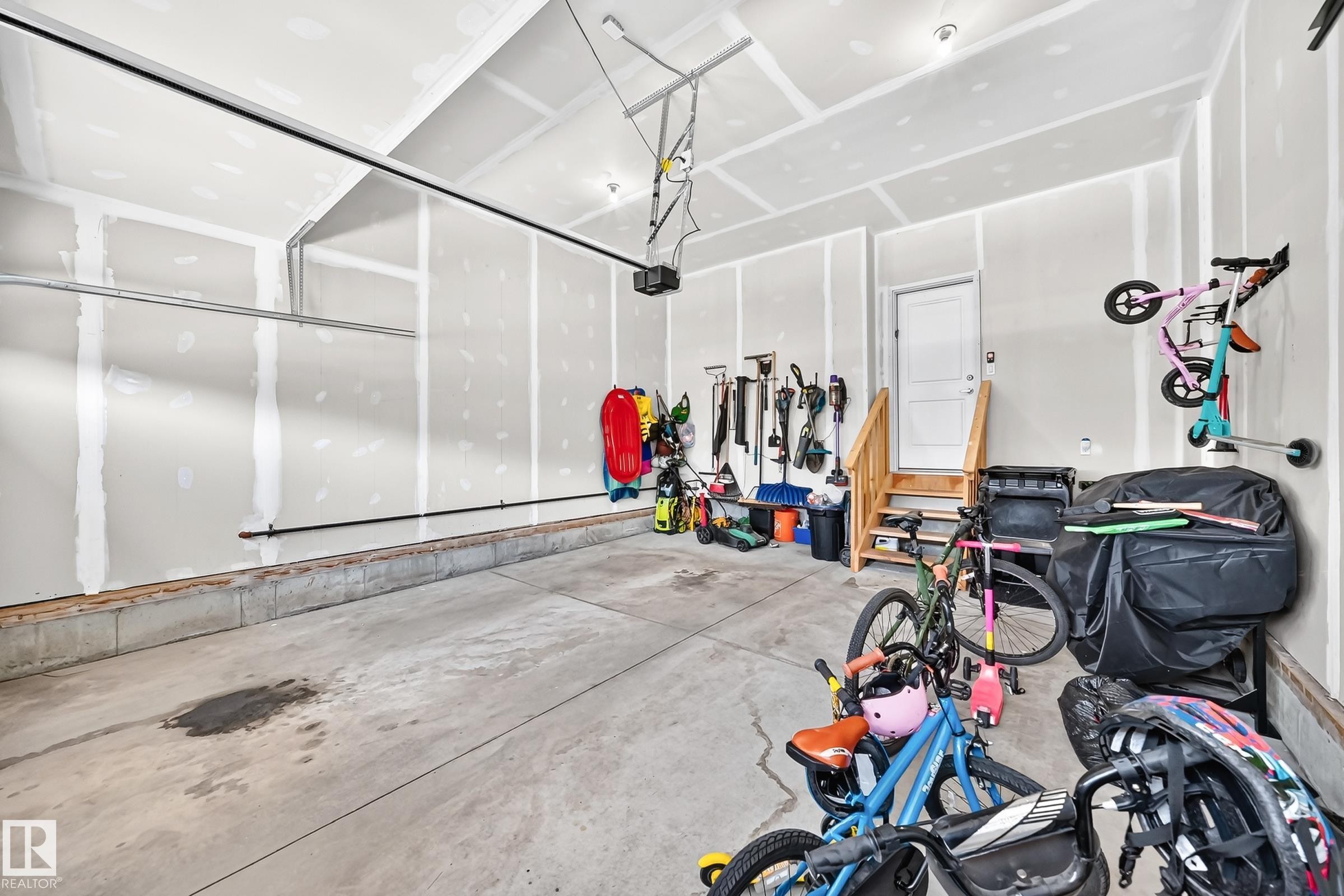 4018 Hawthorn Link Sw, Edmonton, AB - Indoor