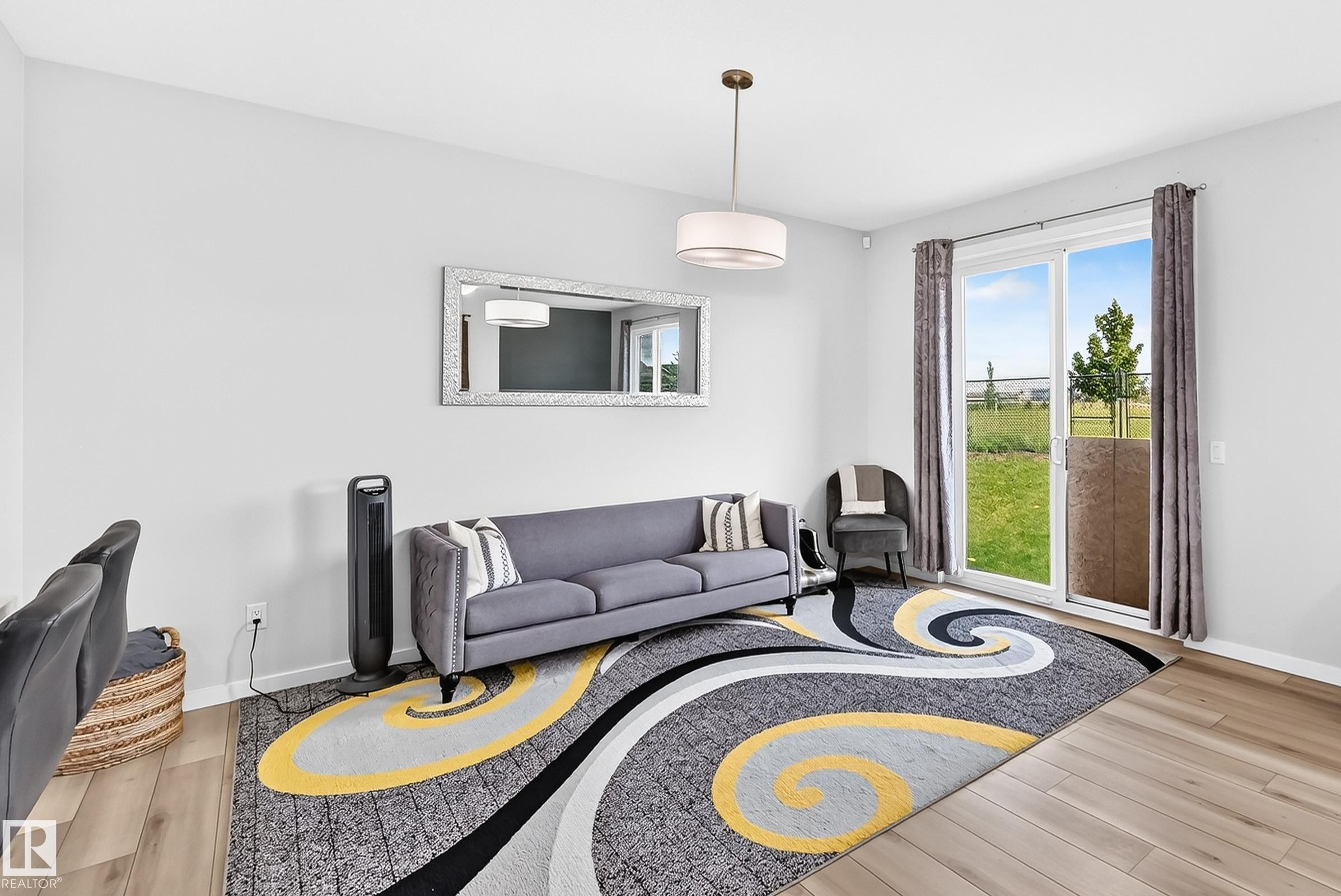 4018 Hawthorn Link Sw, Edmonton, AB - Indoor