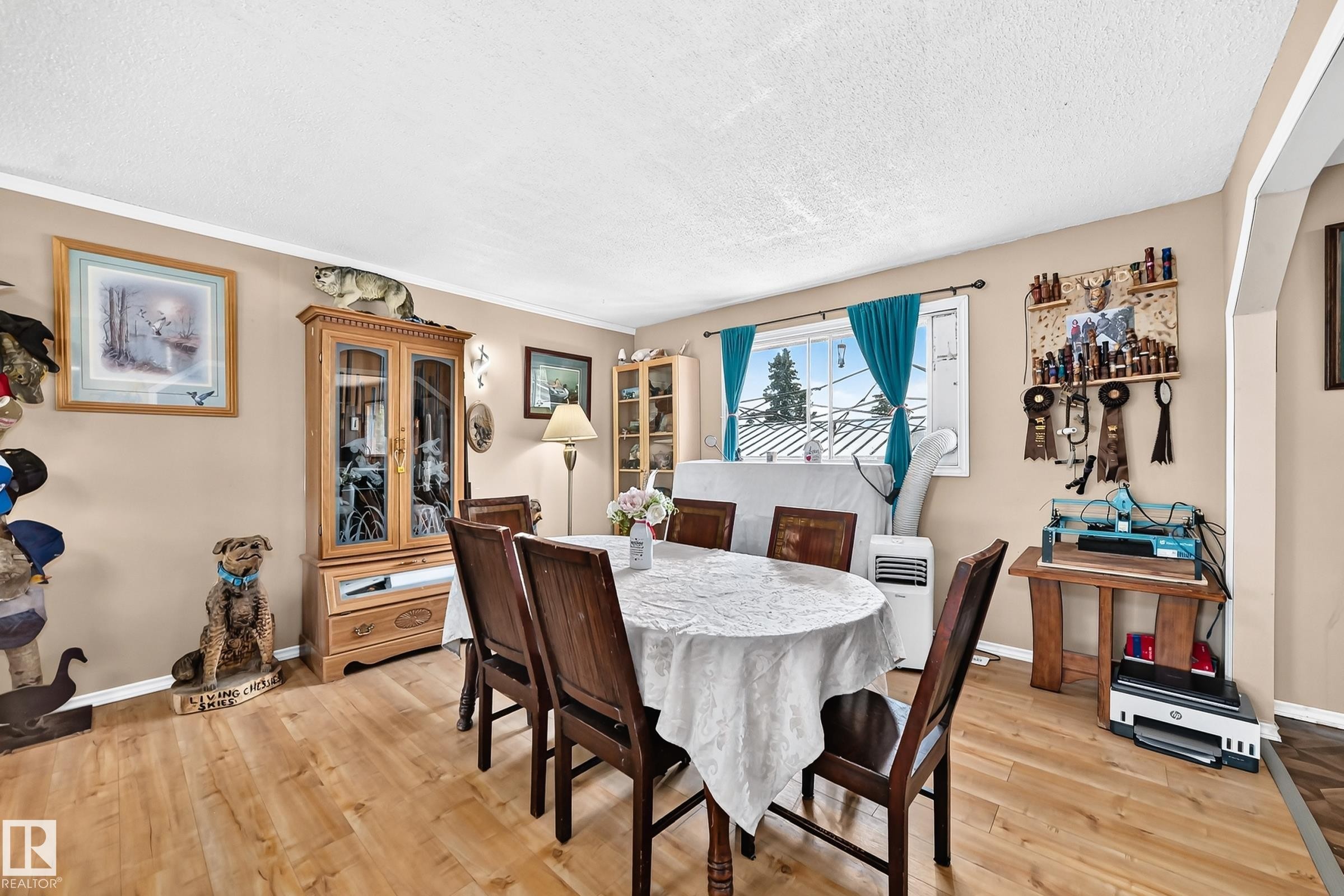 8 Fourth Street, Duffield, AB - Indoor Photo Showing Dining Room