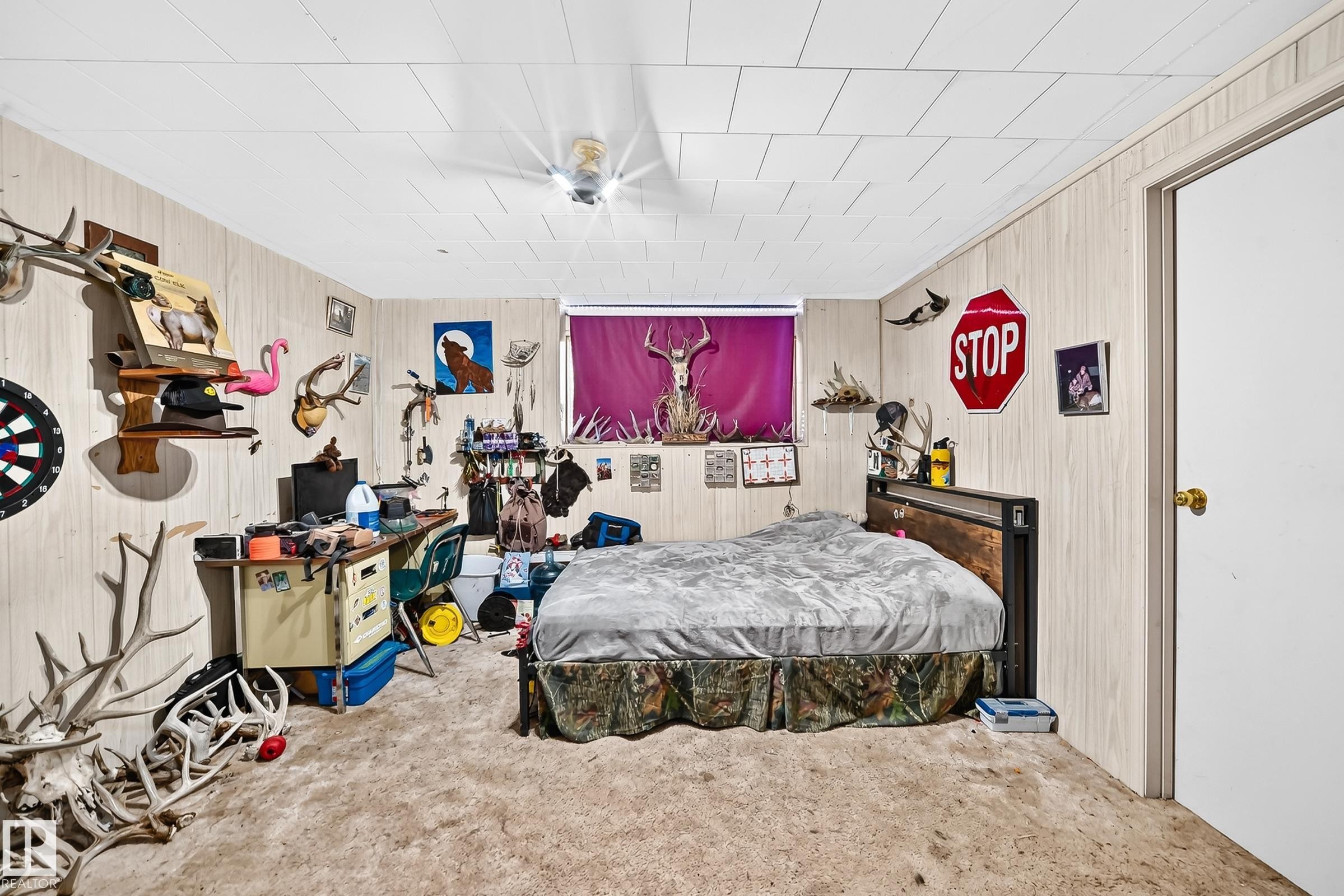 8 Fourth Street, Duffield, AB - Indoor Photo Showing Bedroom