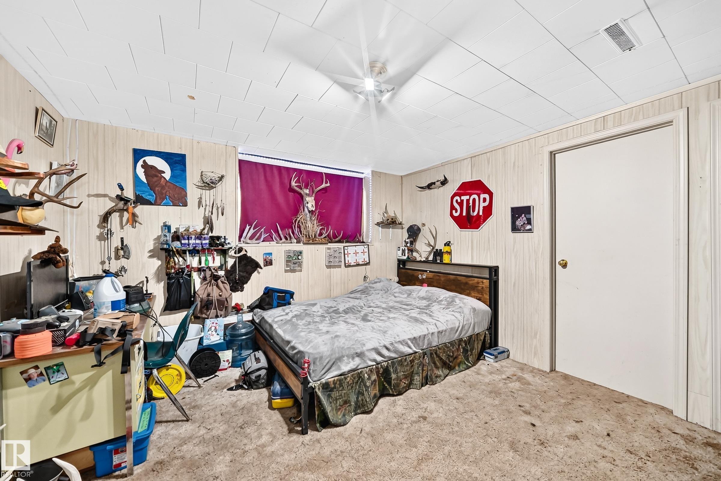 8 Fourth Street, Duffield, AB - Indoor Photo Showing Bedroom