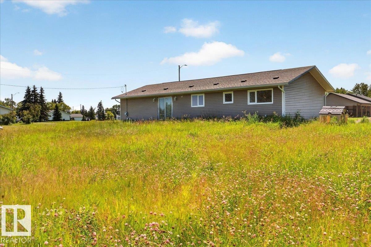 5316 54 Avenue, Andrew, AB - Outdoor
