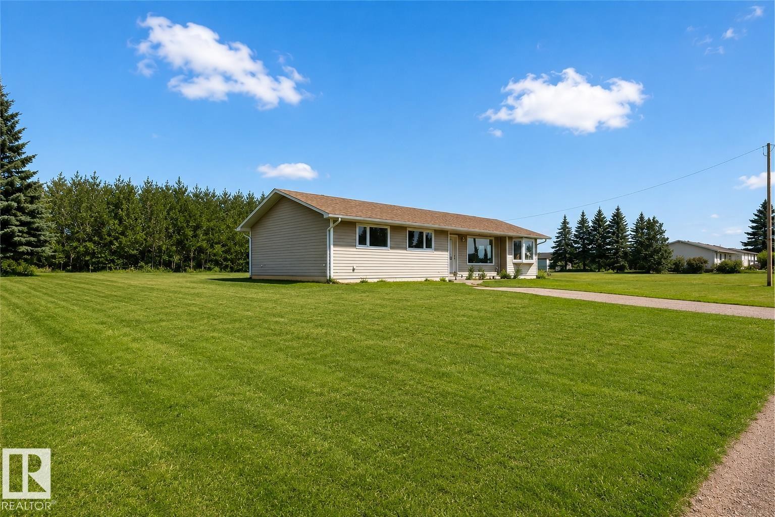 5316 54 Avenue, Andrew, AB - Outdoor