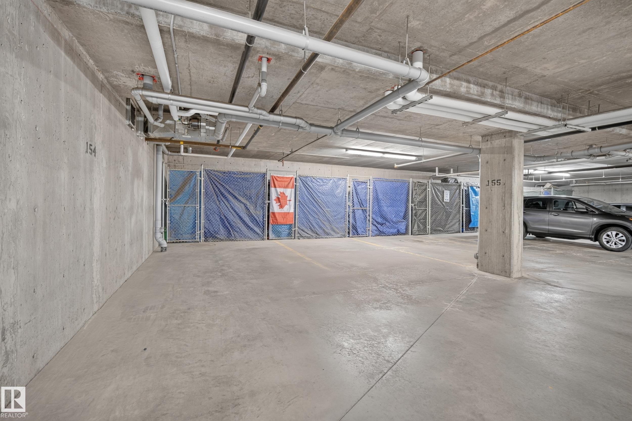 #465 11517 Ellerslie Rd Sw, Edmonton, AB - Indoor Photo Showing Garage