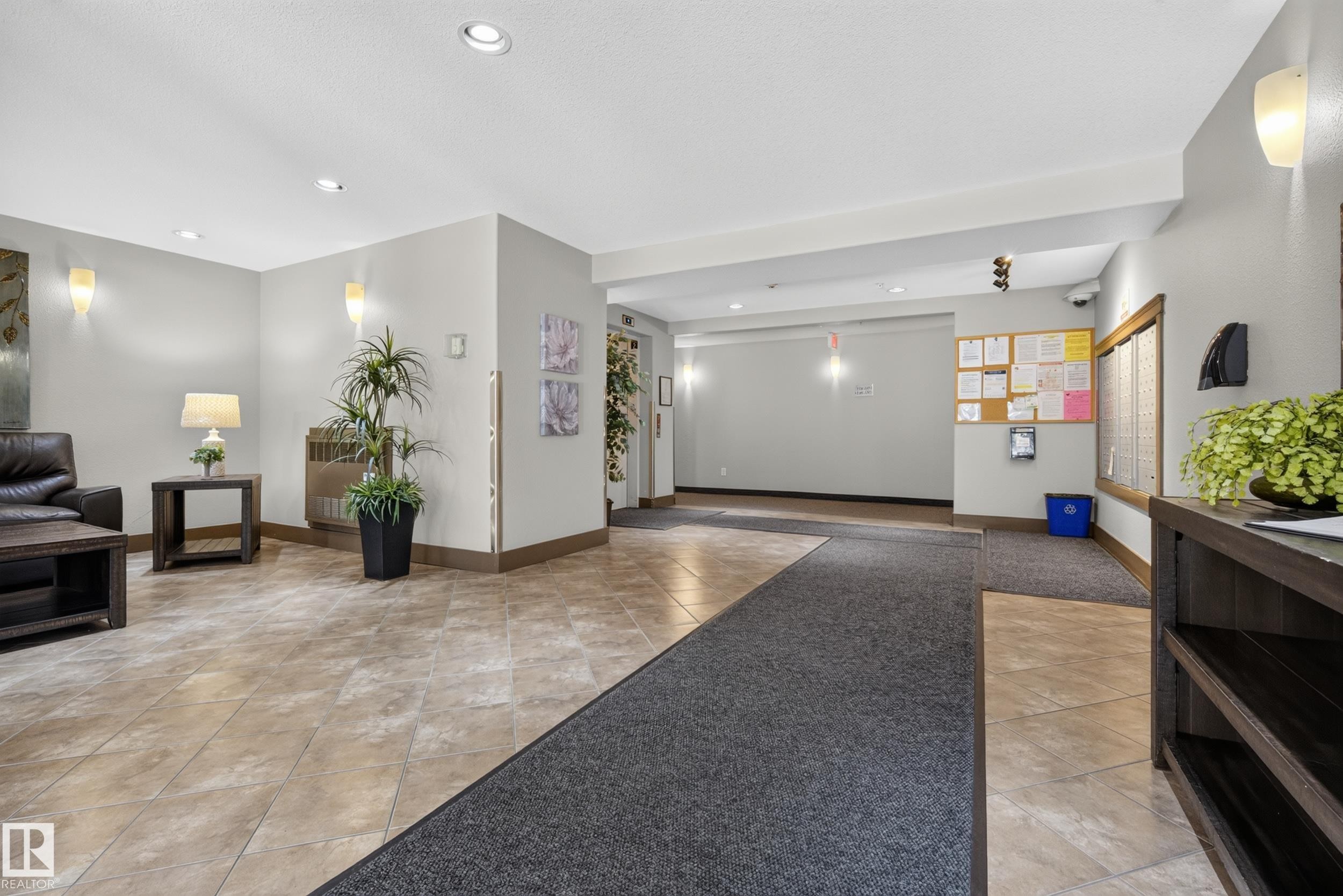 #465 11517 Ellerslie Rd Sw, Edmonton, AB - Indoor Photo Showing Other Room