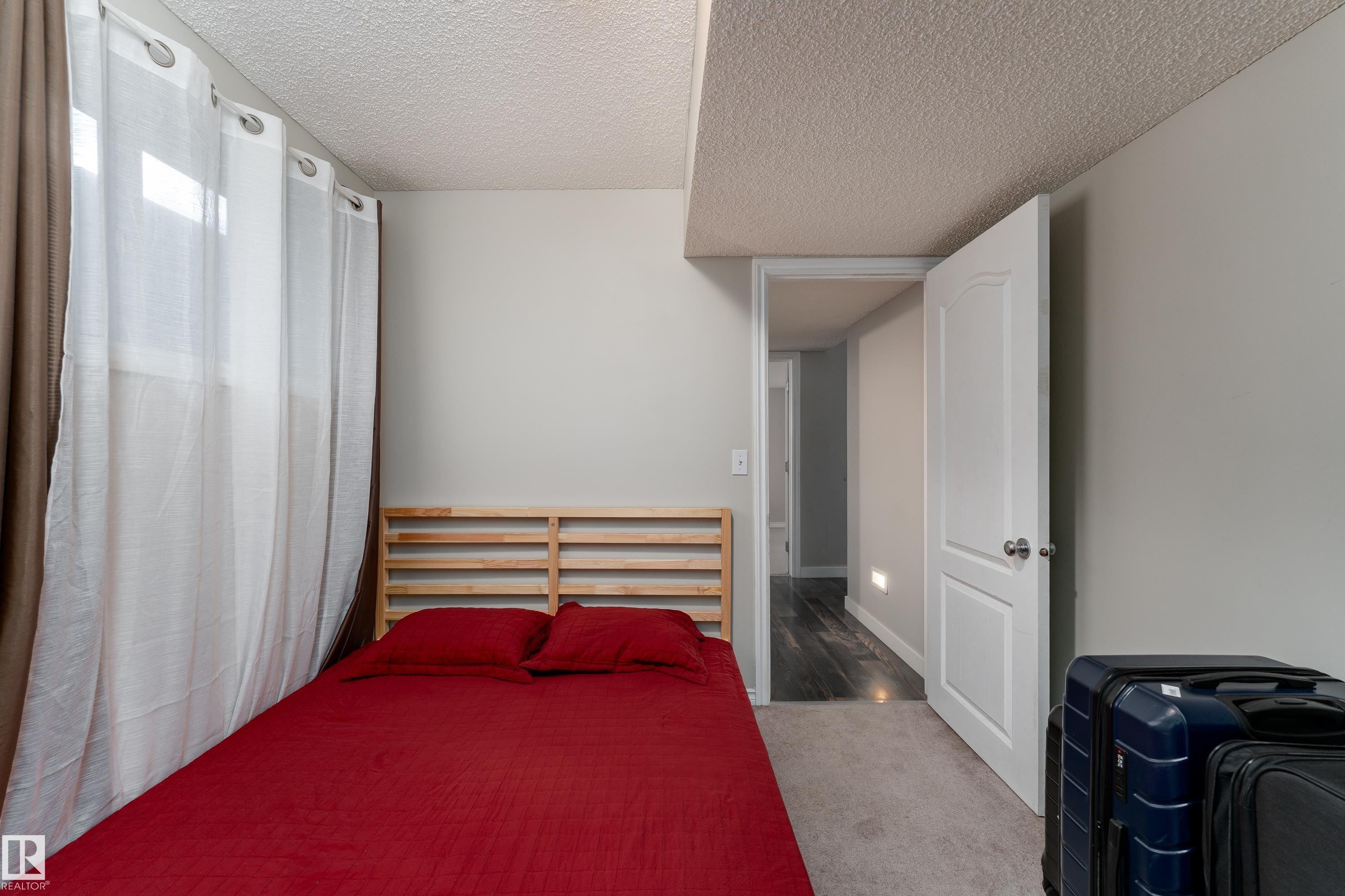 16256 132 Street Nw, Edmonton, AB