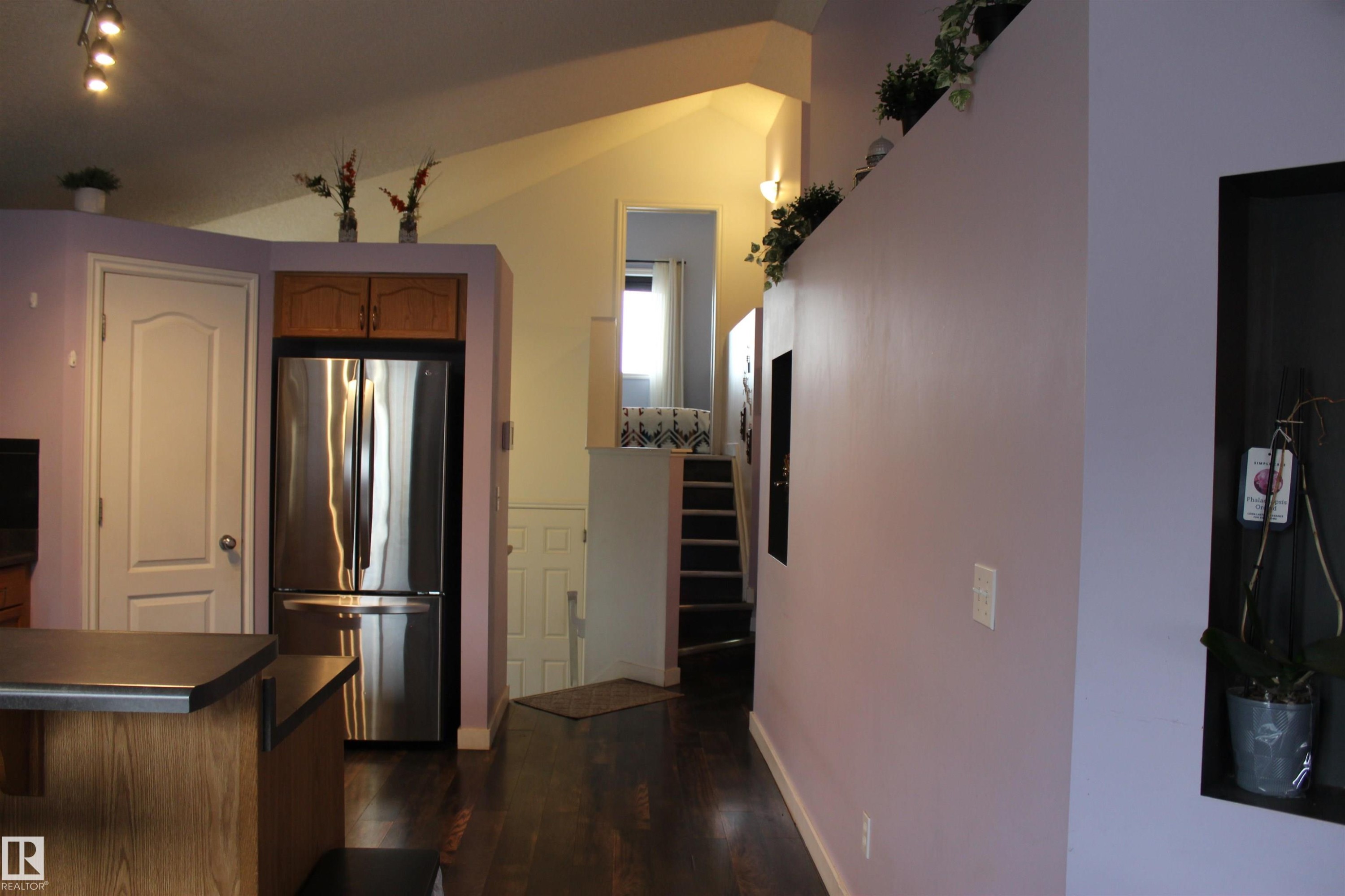 16256 132 Street Nw, Edmonton, AB - Indoor