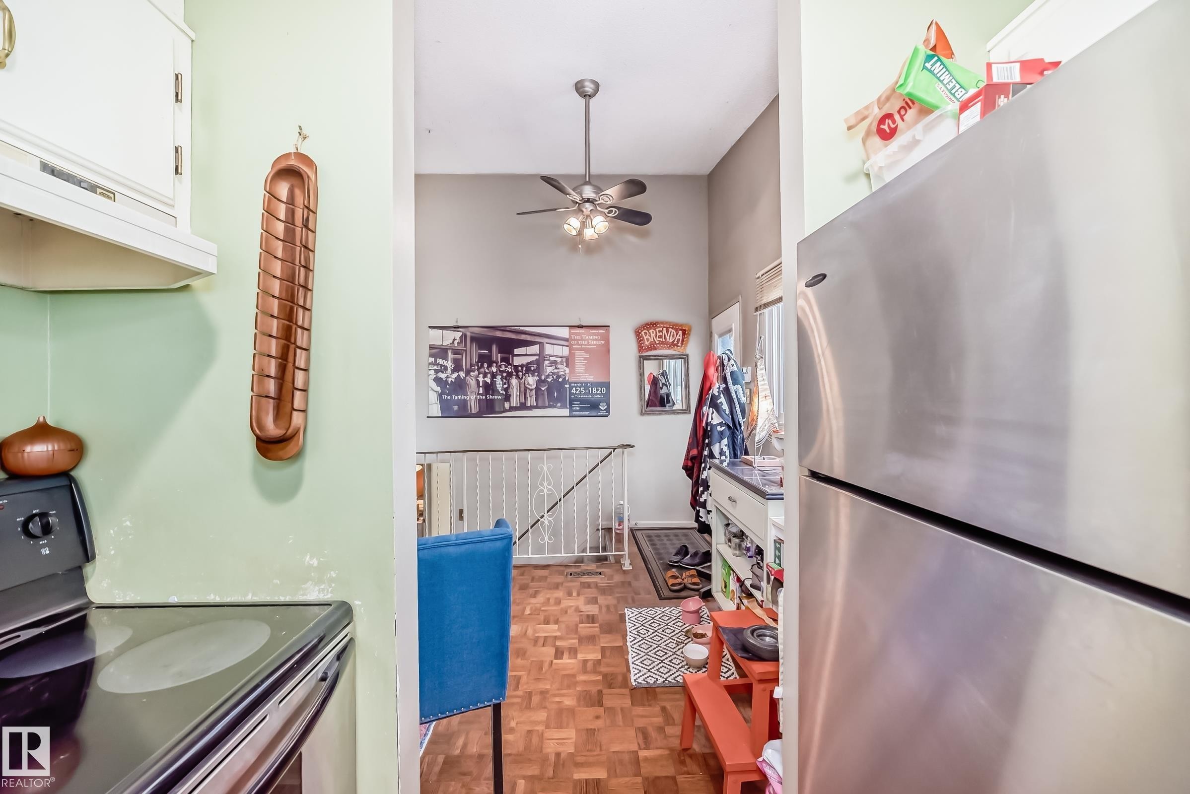 1283 Millbourne Road E, Edmonton, AB - Indoor