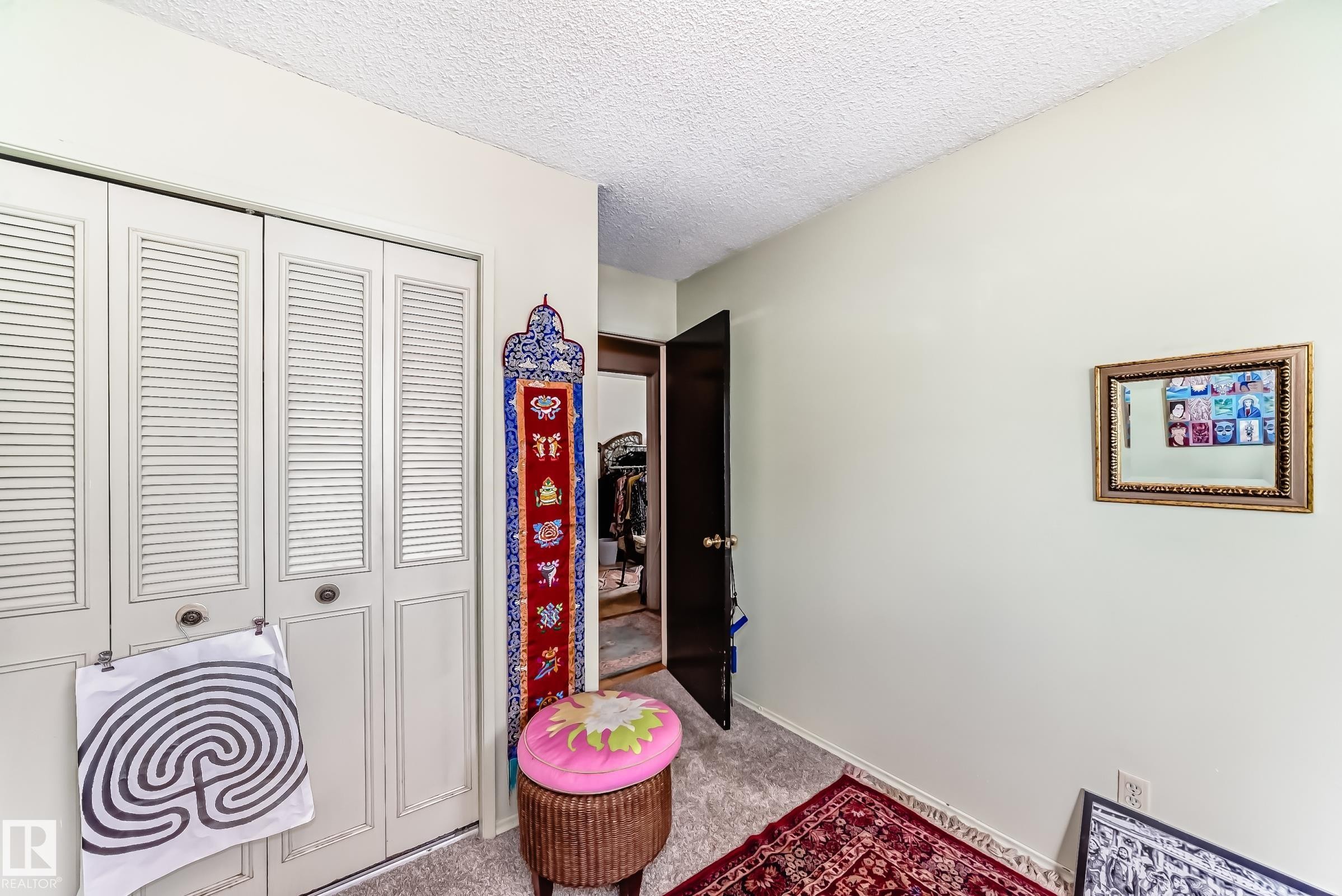 1283 Millbourne Road E, Edmonton, AB - Indoor