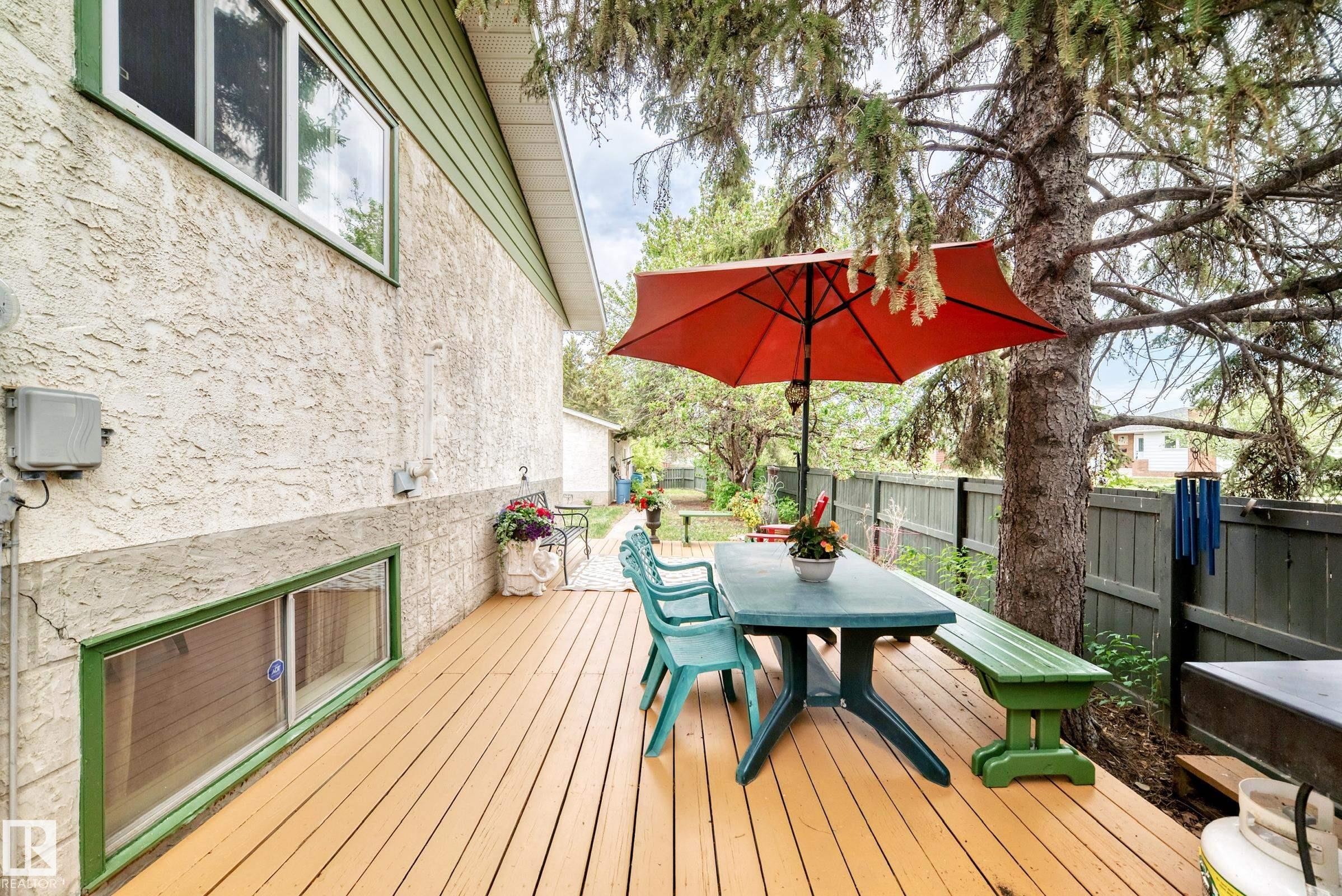 1283 Millbourne Road E, Edmonton, AB - Outdoor With Deck Patio Veranda With Exterior