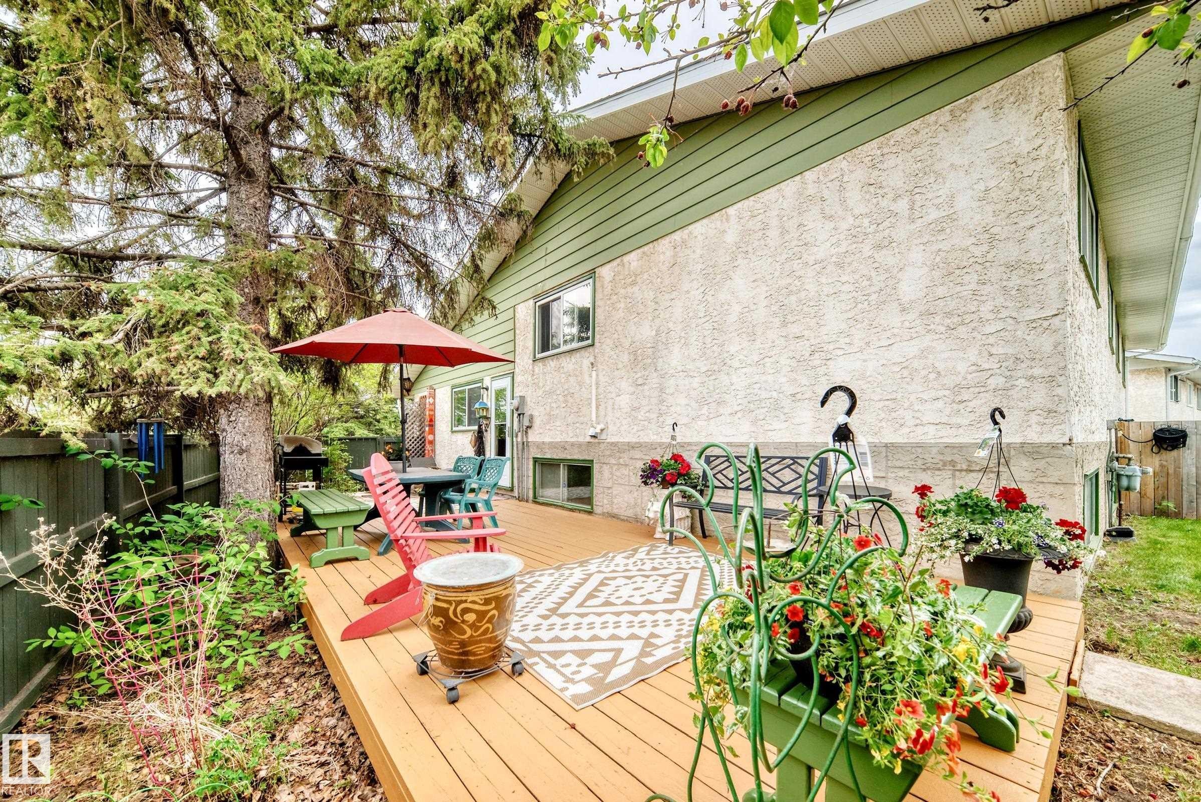 1283 Millbourne Road E, Edmonton, AB - Outdoor With Deck Patio Veranda