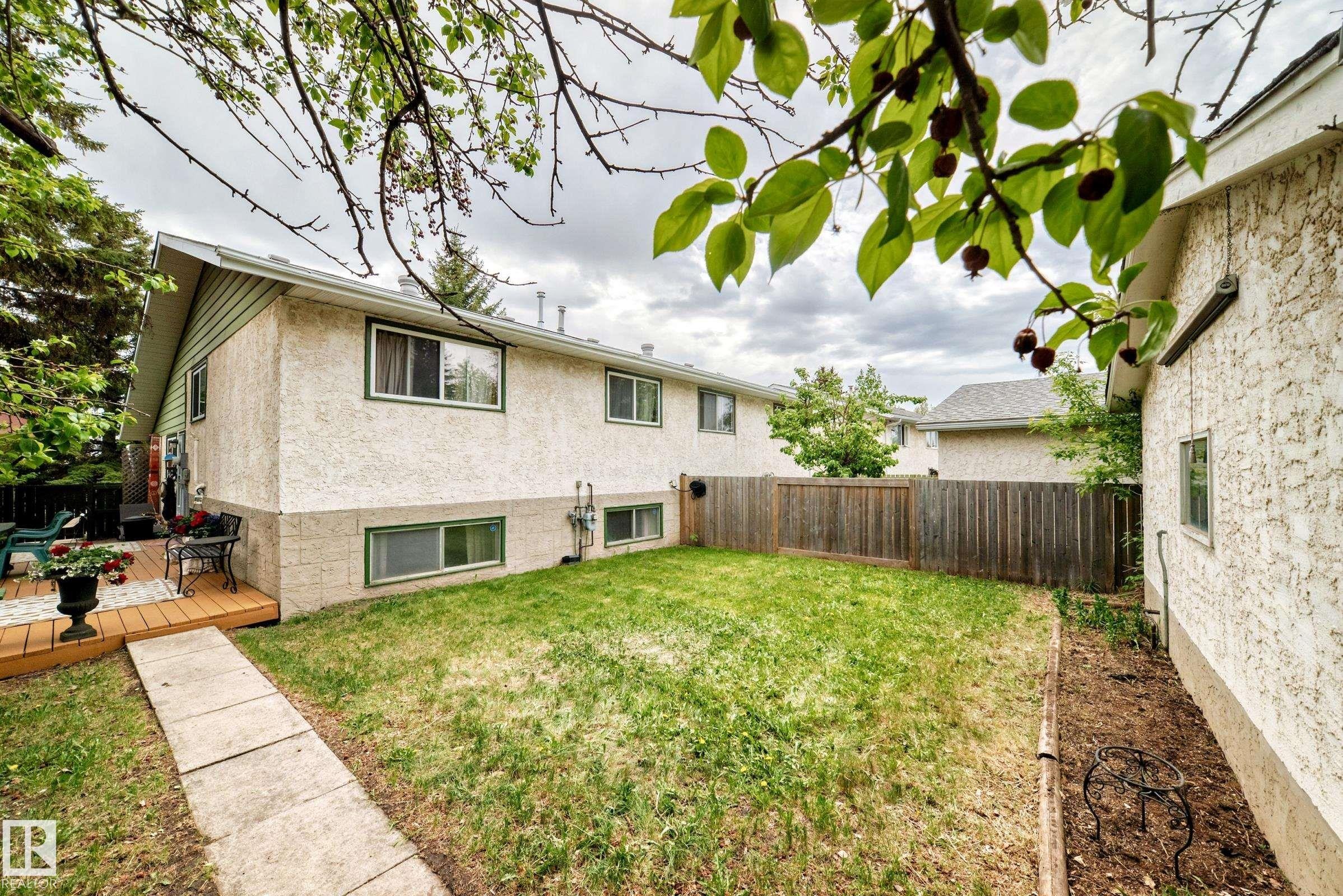 1283 Millbourne Road E, Edmonton, AB - Outdoor
