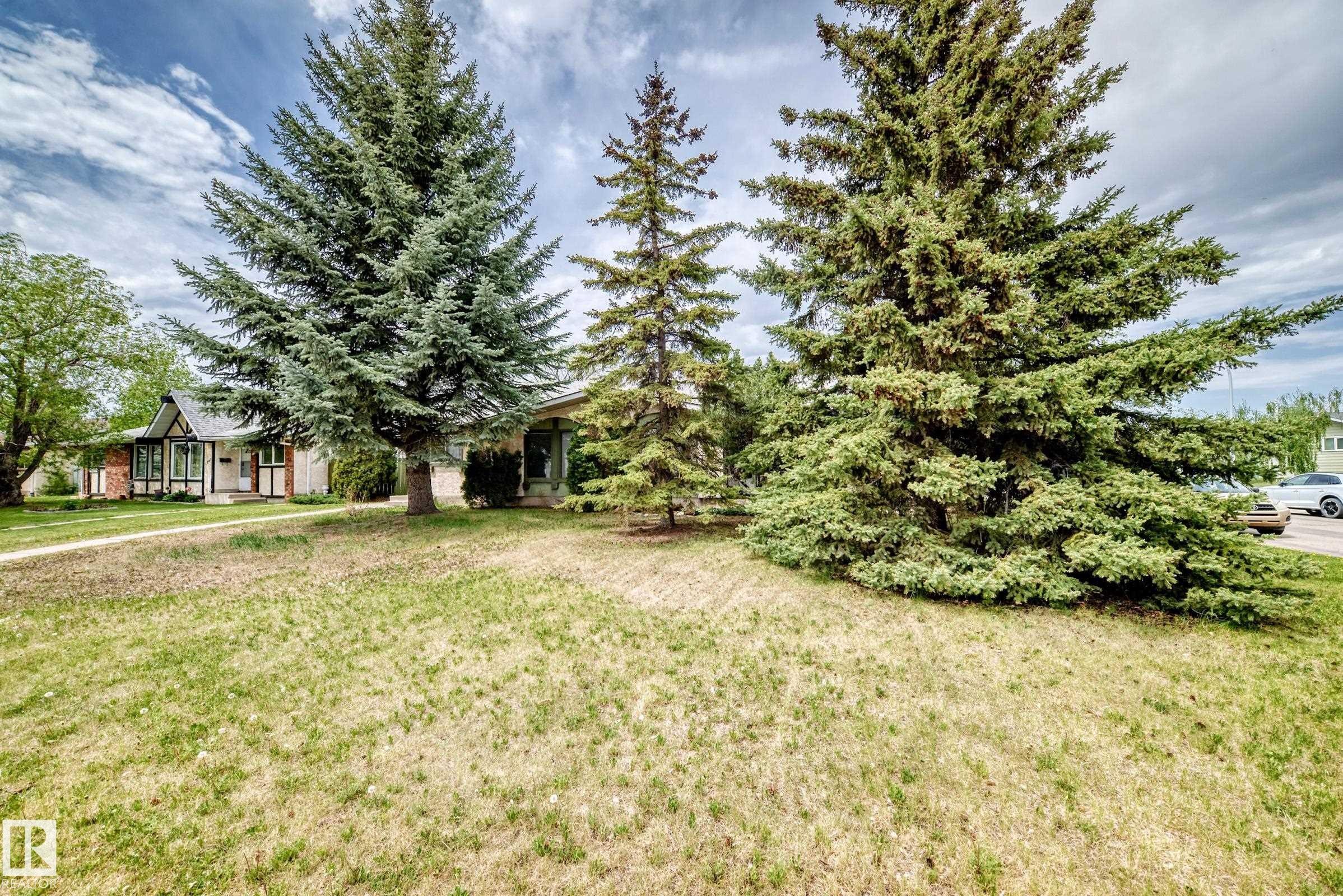 1283 Millbourne Road E, Edmonton, AB - Outdoor