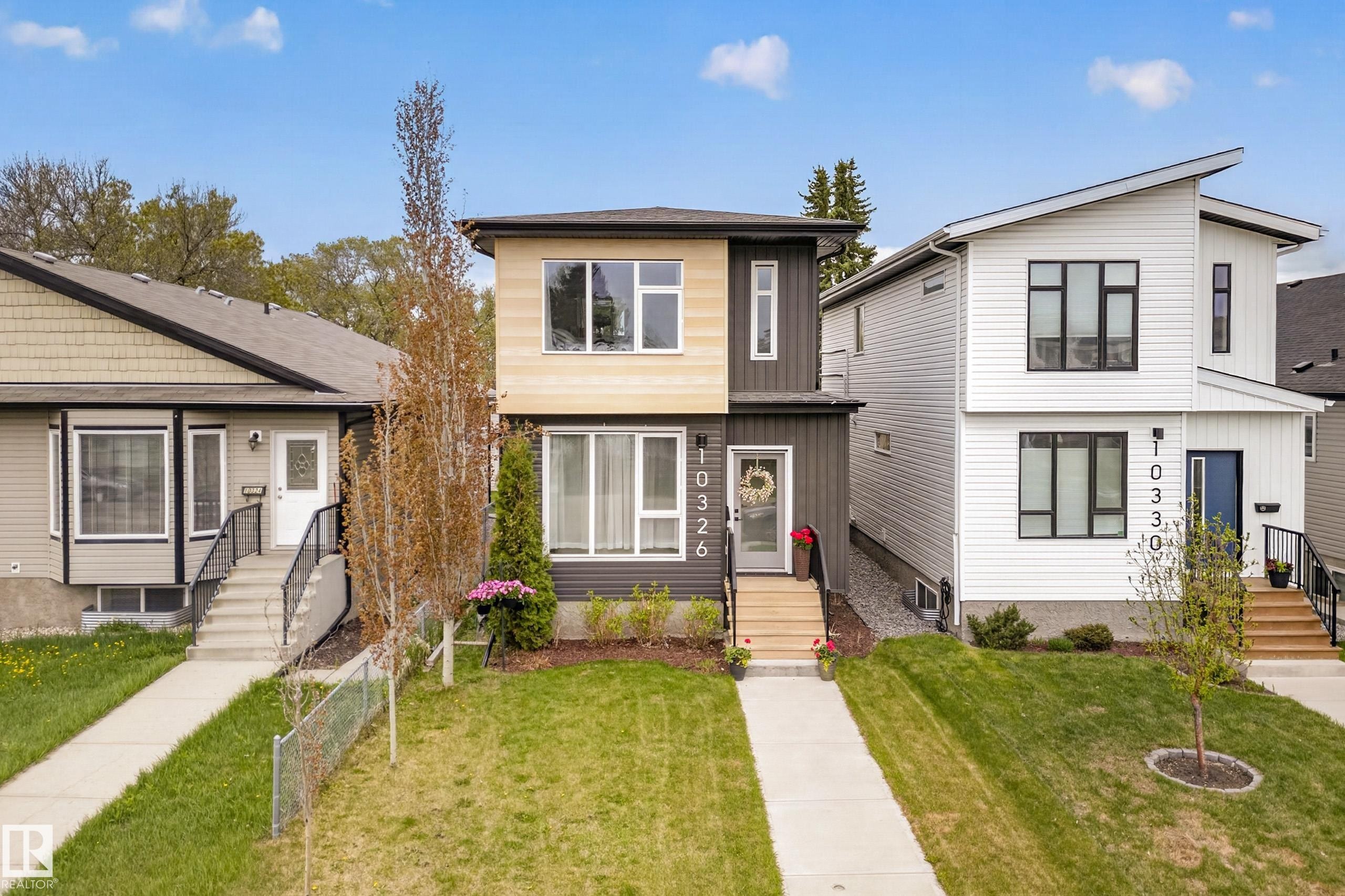 10326 160 Street Nw, Edmonton, AB - Outdoor With Facade