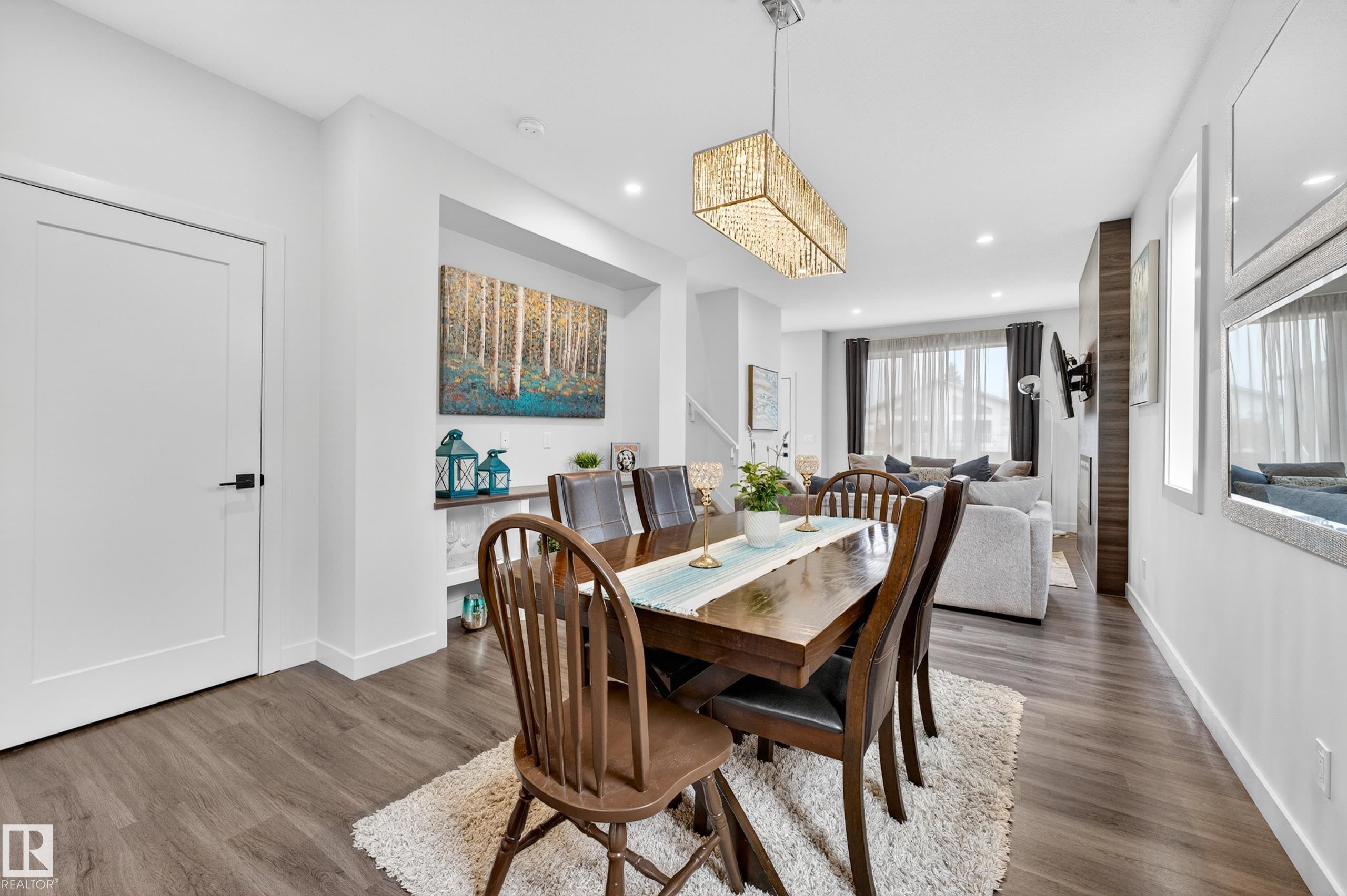 10326 160 Street Nw, Edmonton, AB - Indoor Photo Showing Dining Room