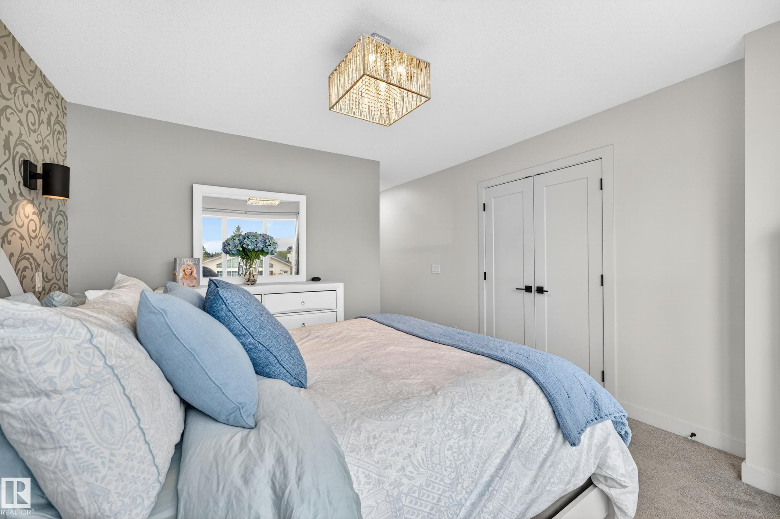 10326 160 Street Nw, Edmonton, AB - Indoor Photo Showing Bedroom